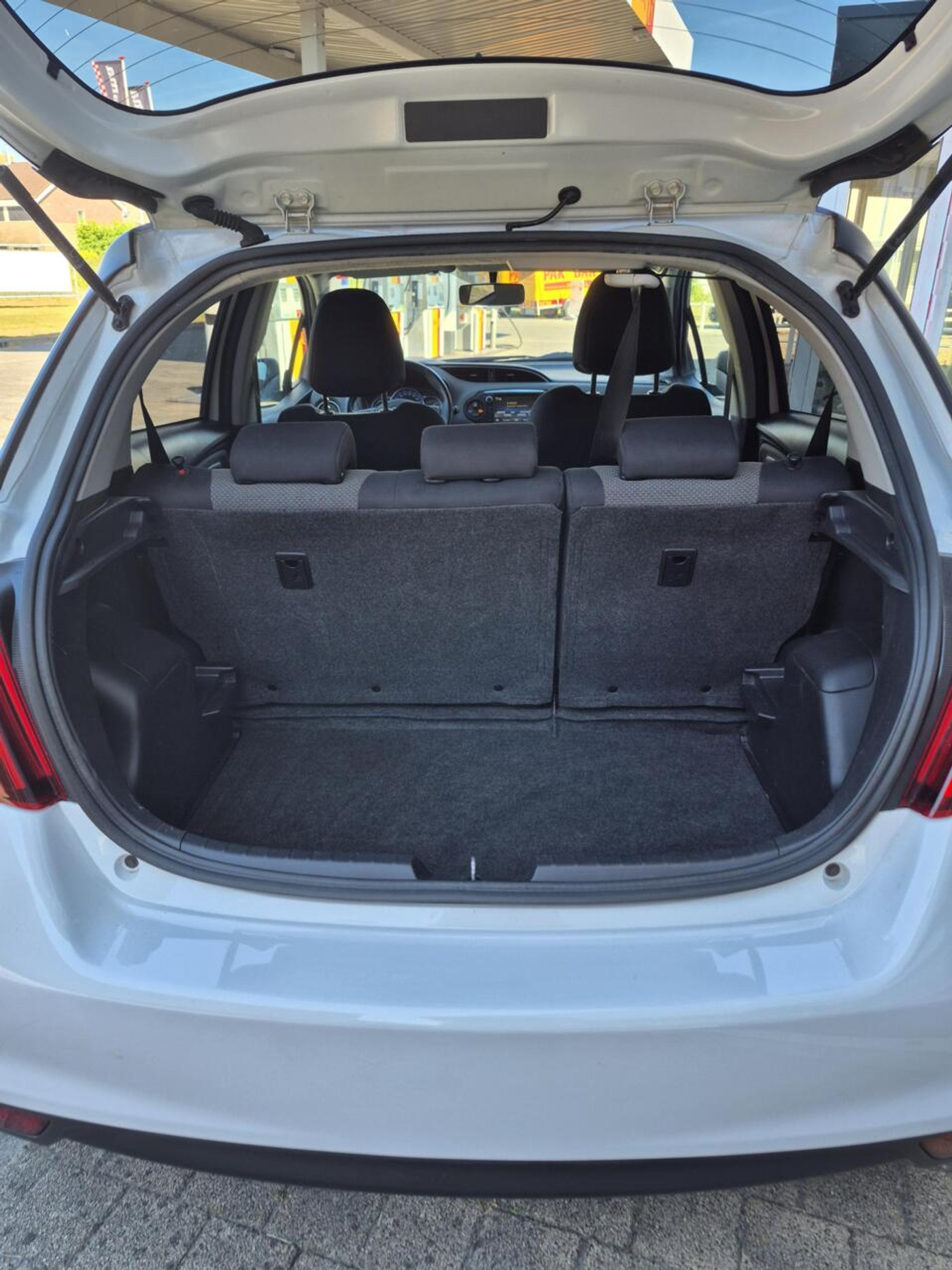 Foto van Toyota Toyota Yaris Hybrid