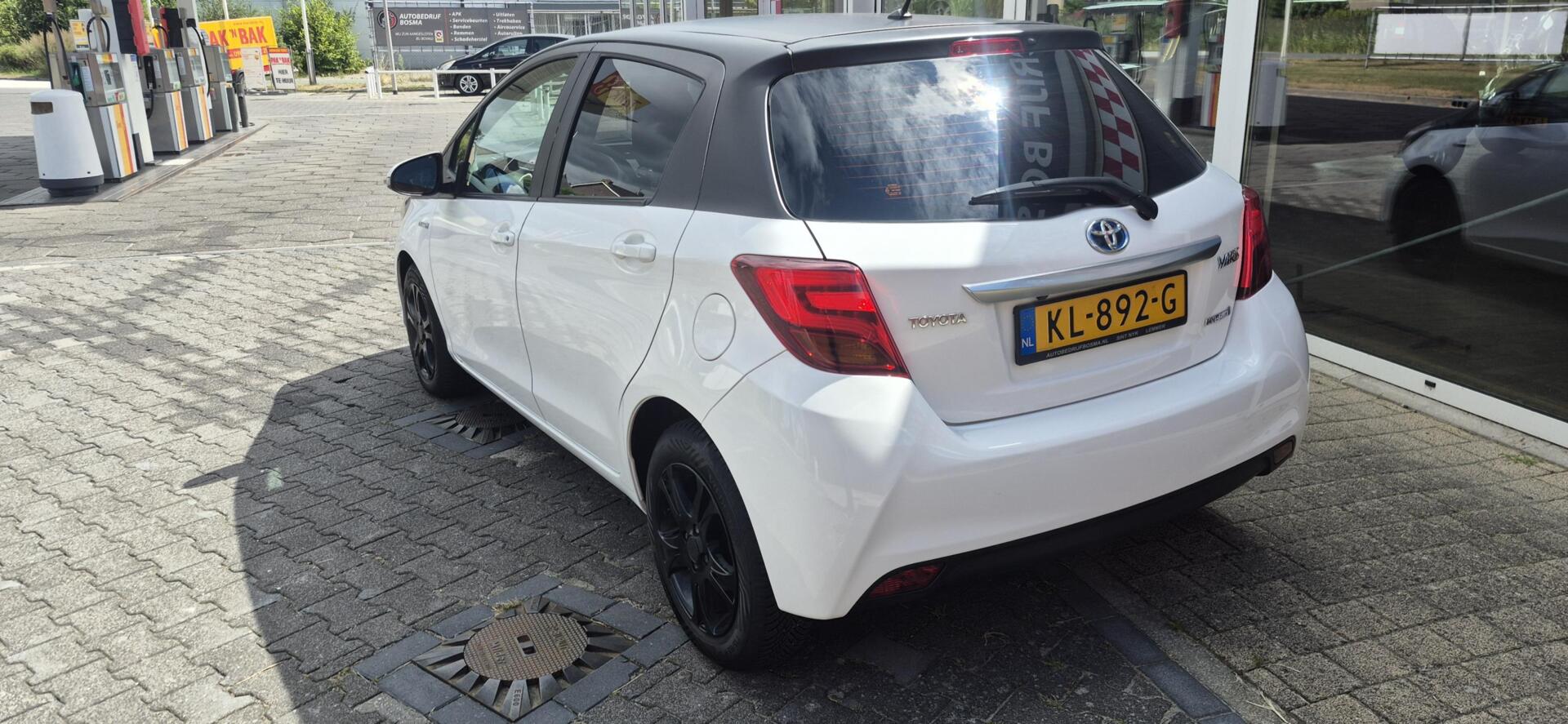 Foto van Toyota Toyota Yaris Hybrid