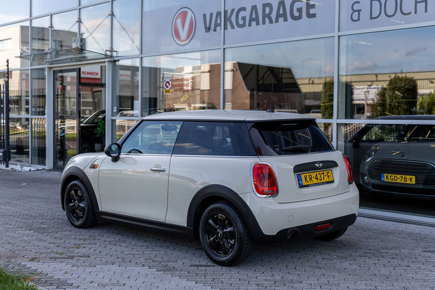 Foto van Mini One