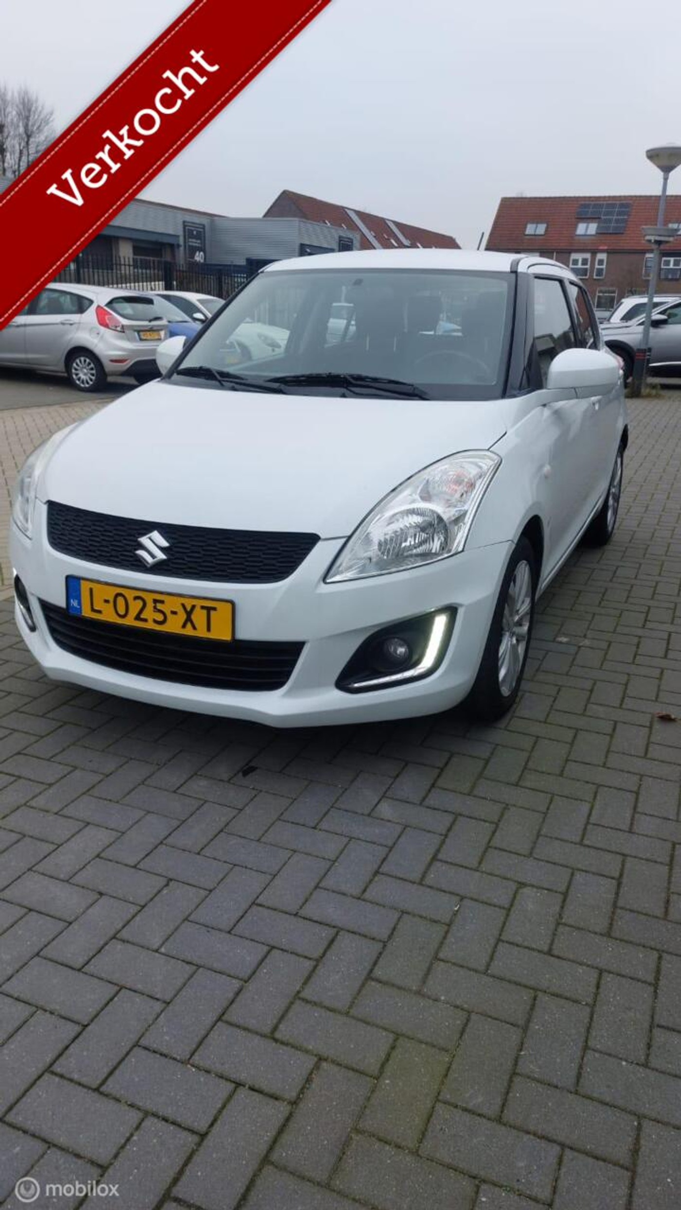 Suzuki Swift 1.2 Style EASSS 2016 - voorkant