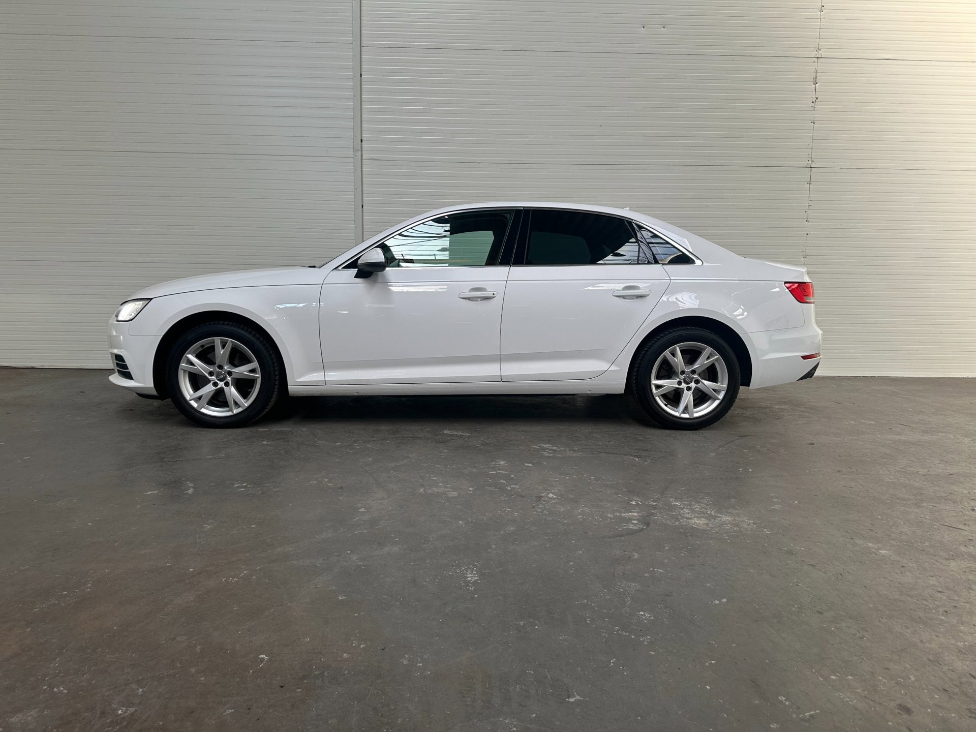 Foto van Audi A4 Limousine