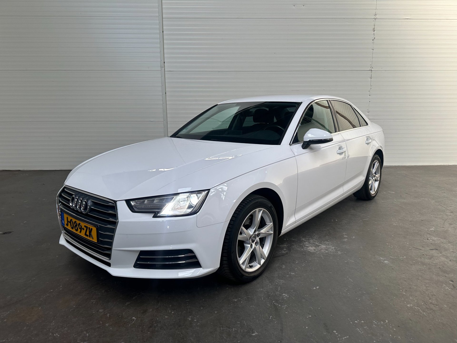 Foto van Audi A4 Limousine