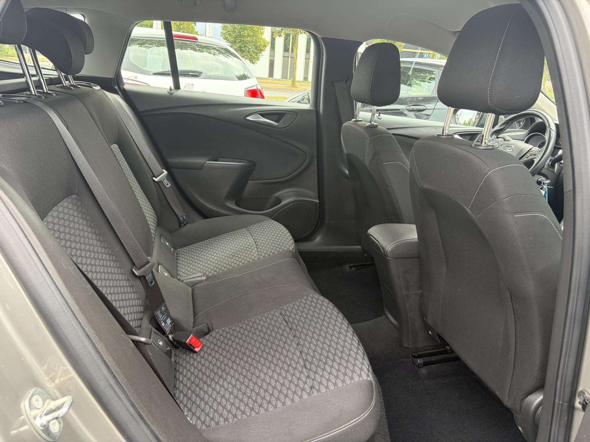 Foto van Opel Astra Sports Tourer