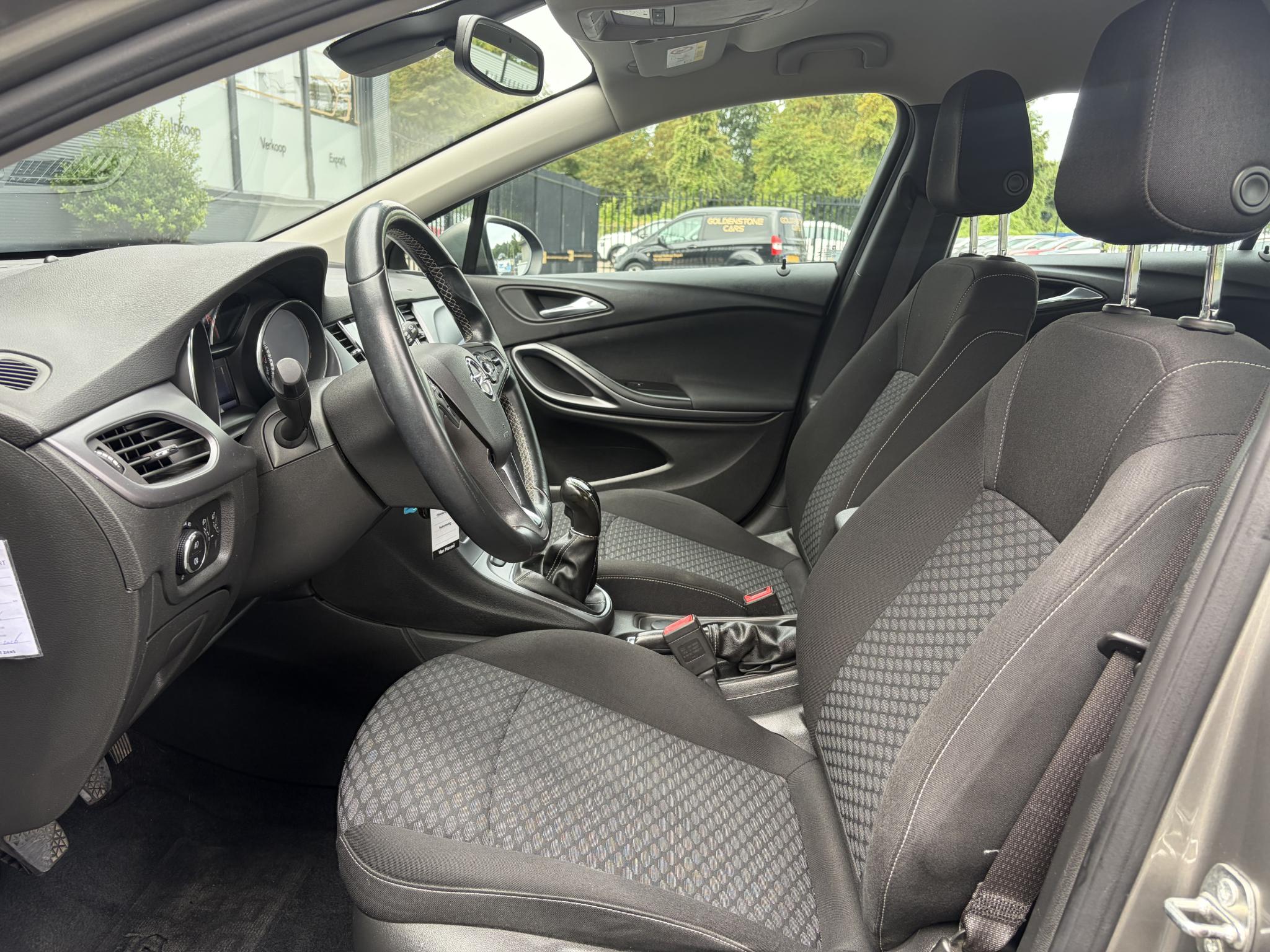 Foto van Opel Astra Sports Tourer