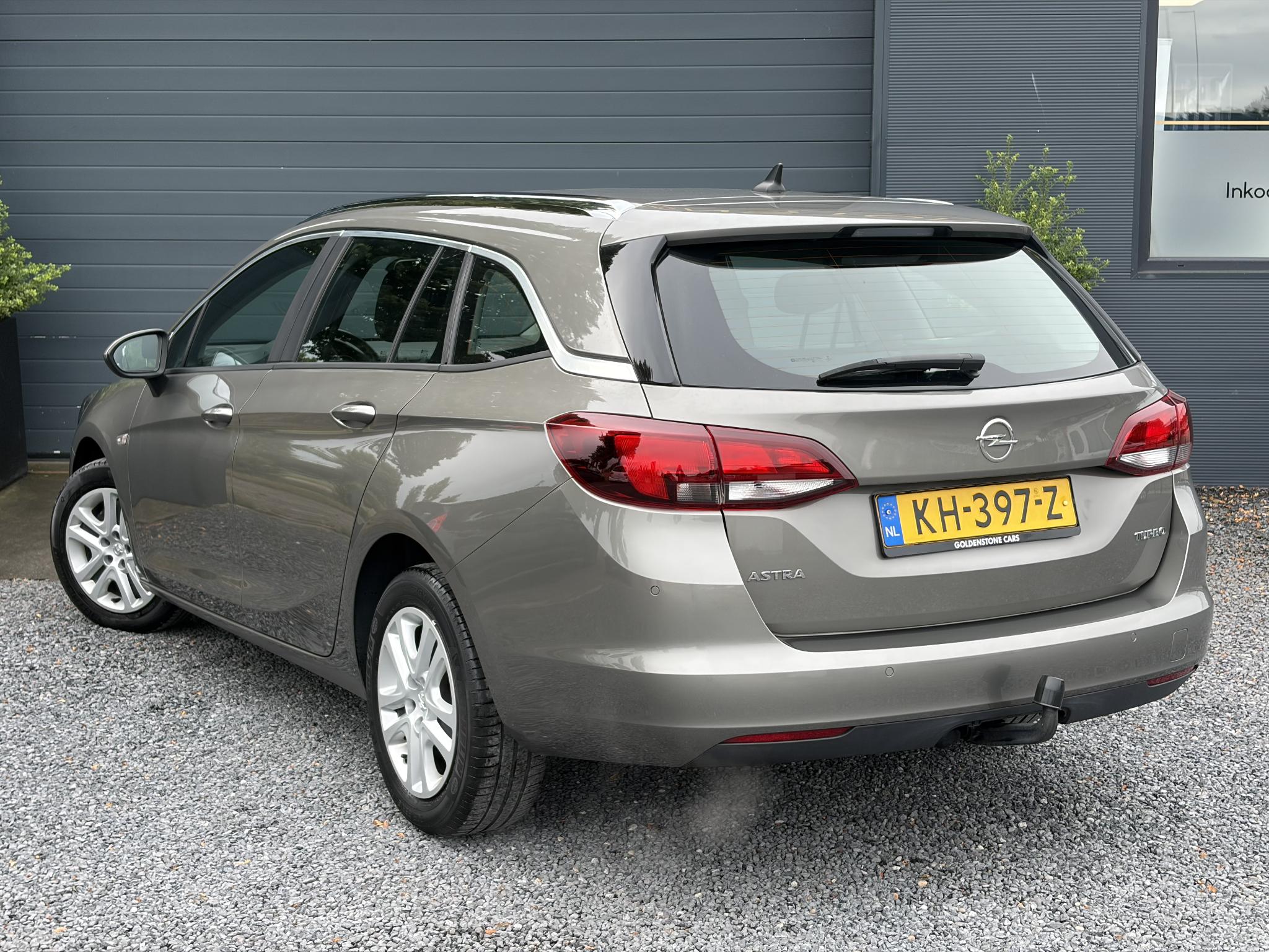 Foto van Opel Astra Sports Tourer