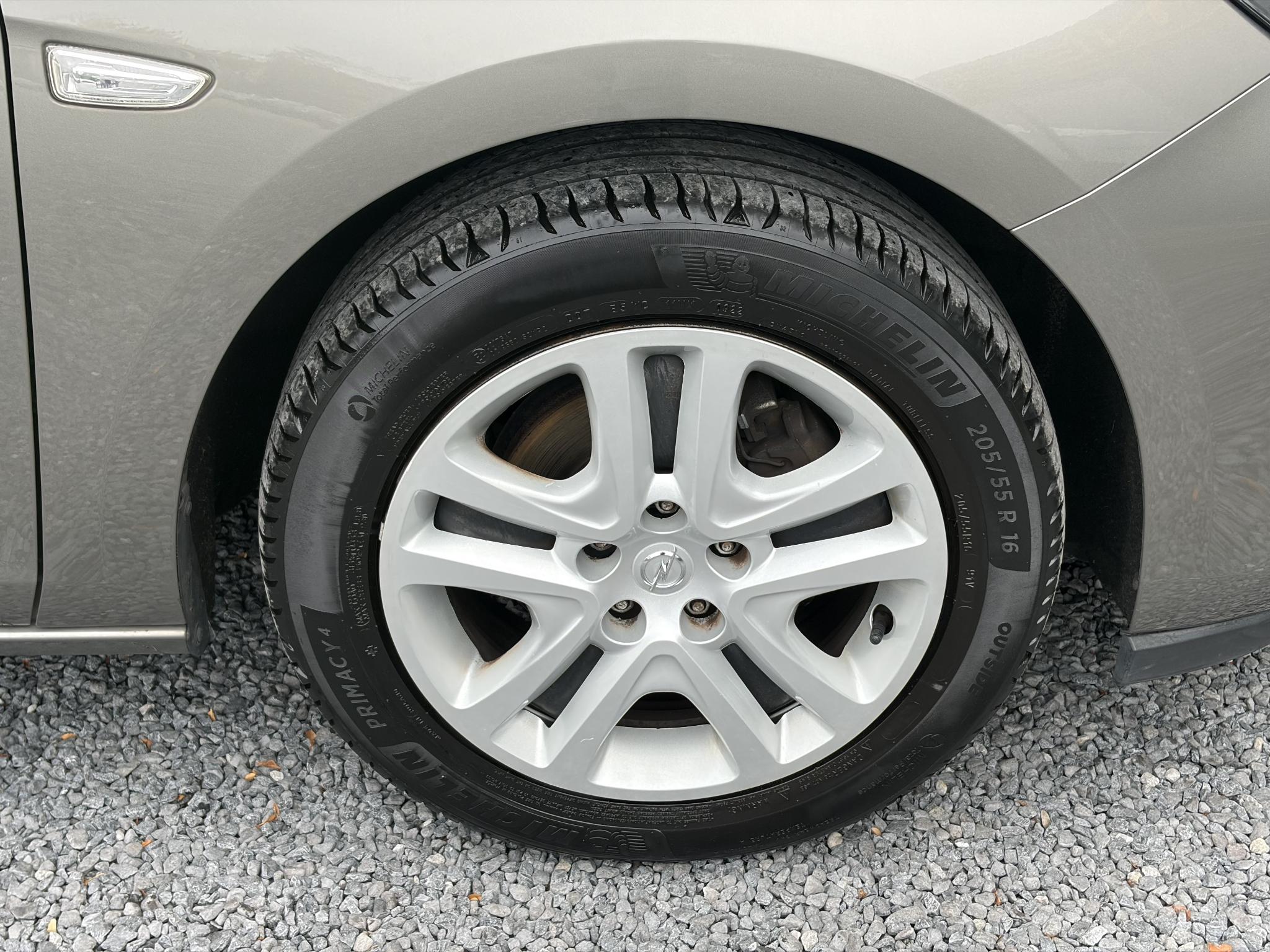Foto van Opel Astra Sports Tourer