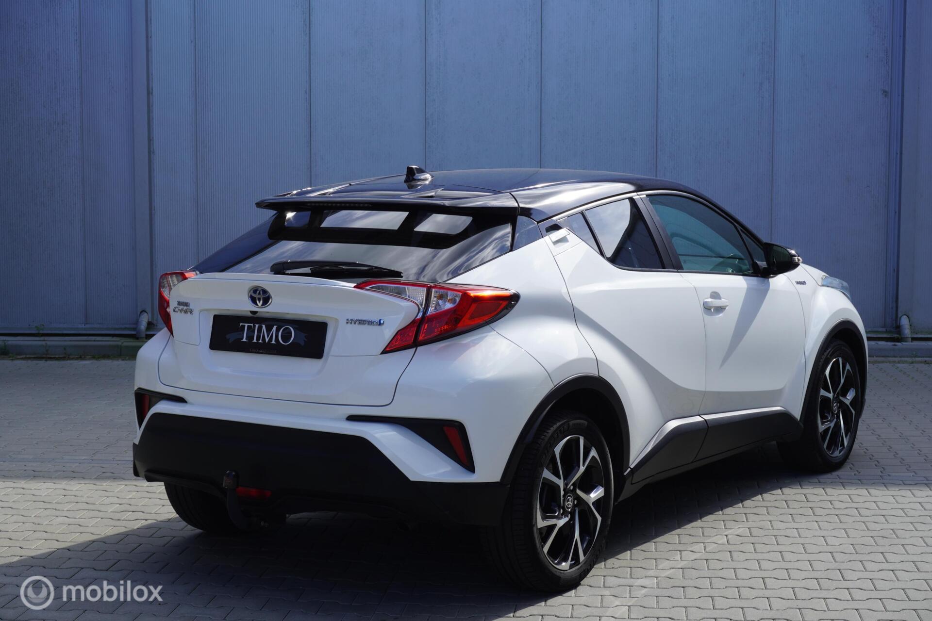 Foto van Toyota Toyota C-hr