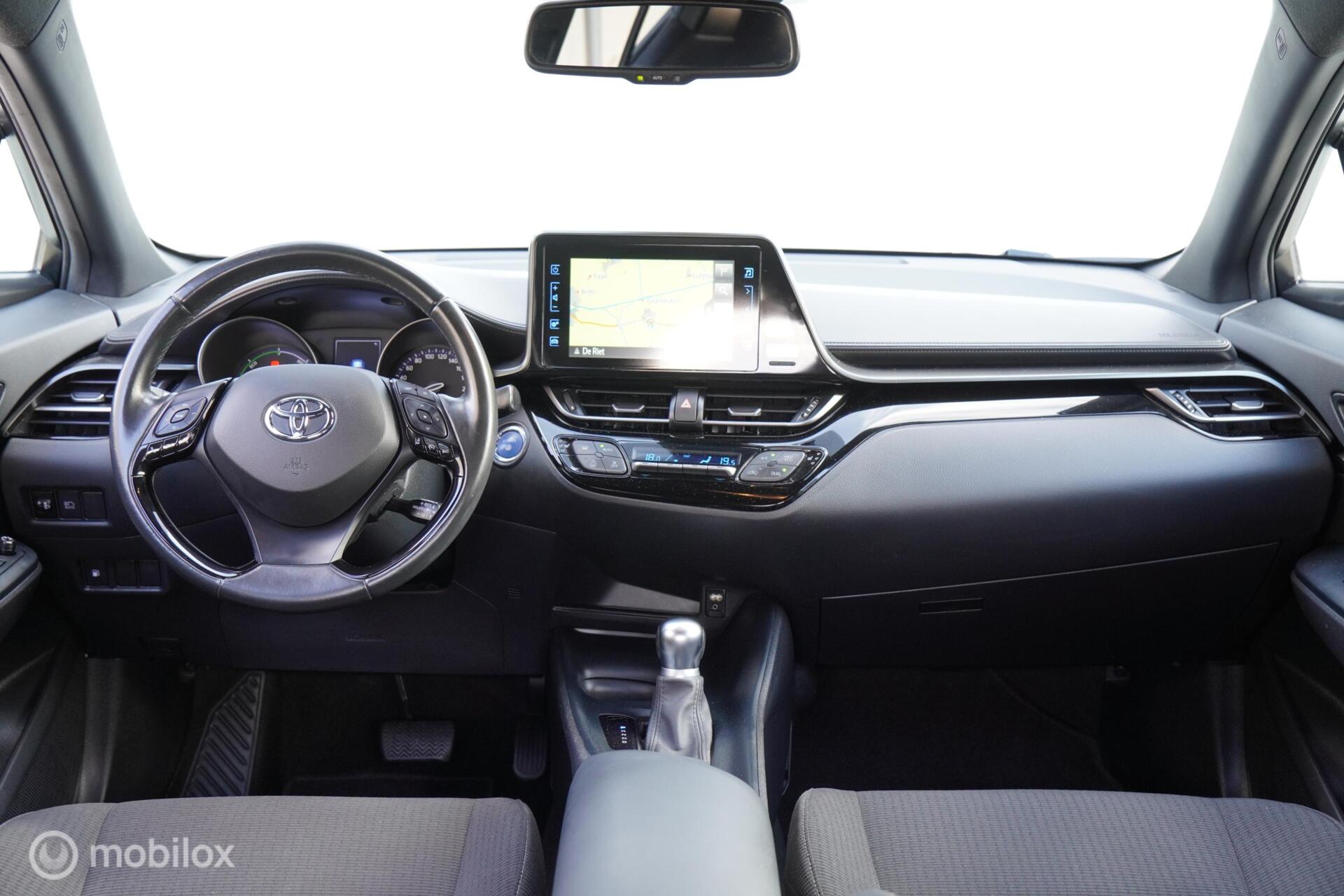 Foto van Toyota Toyota C-hr