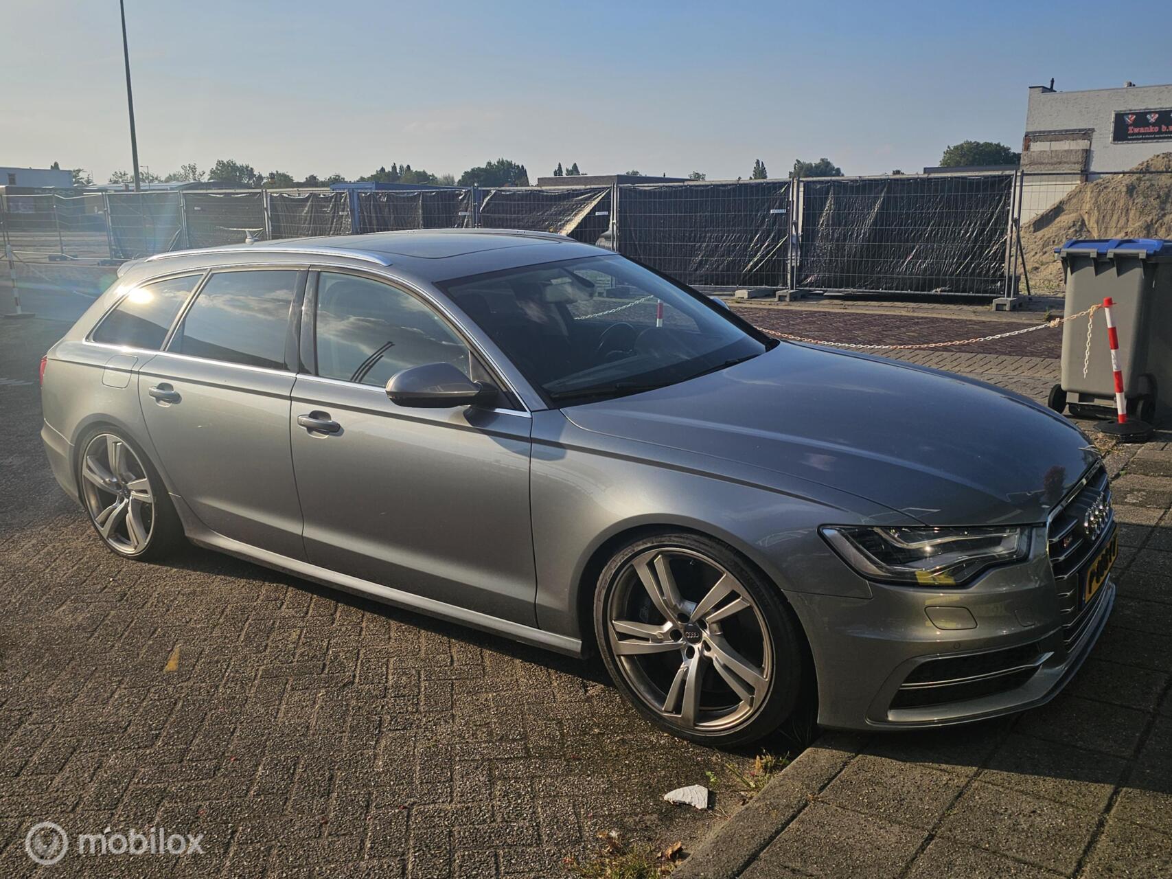 Foto van Audi S6 Avant