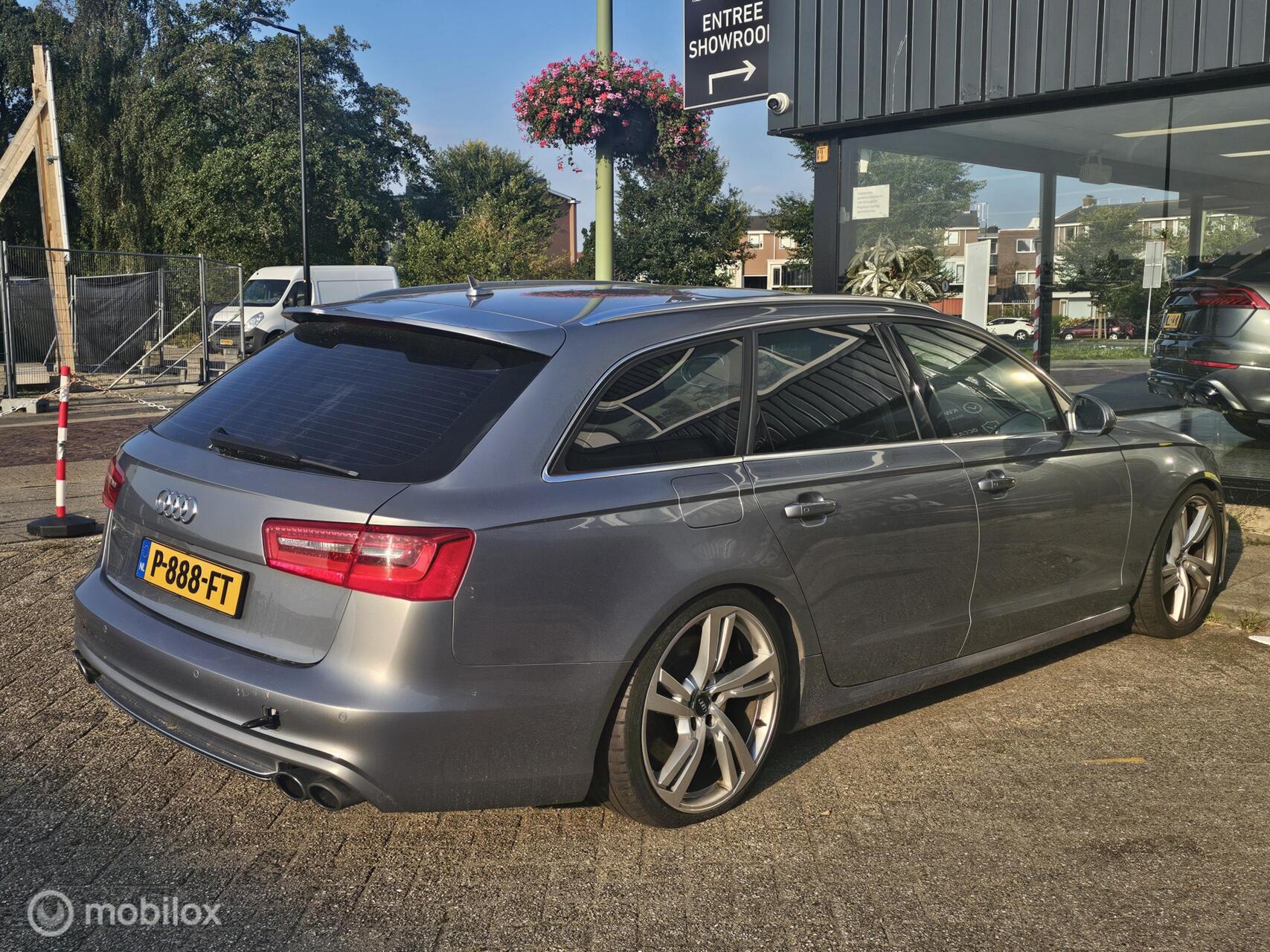 Foto van Audi S6 Avant