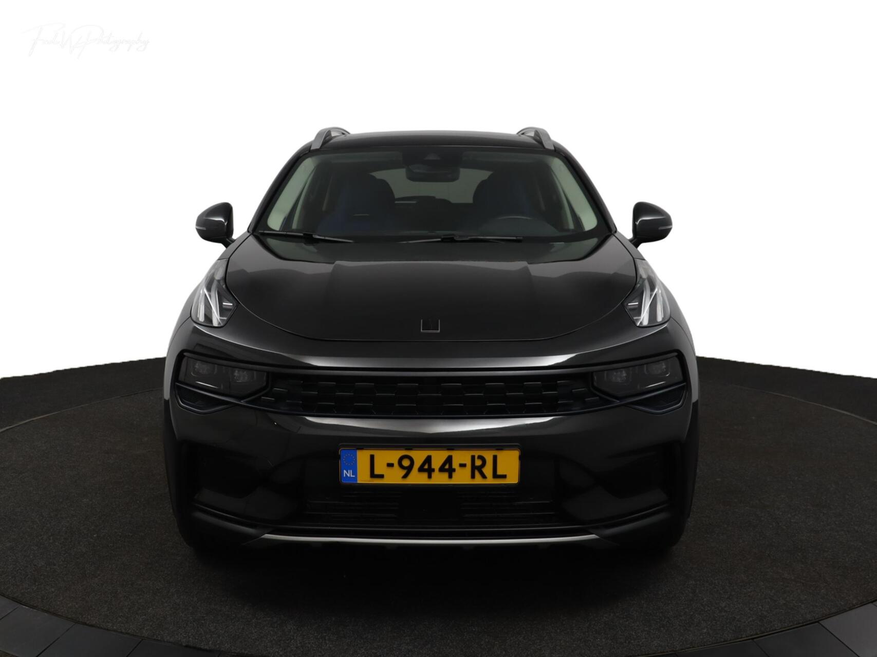 Foto van Lynk&co LYNK & Co 01