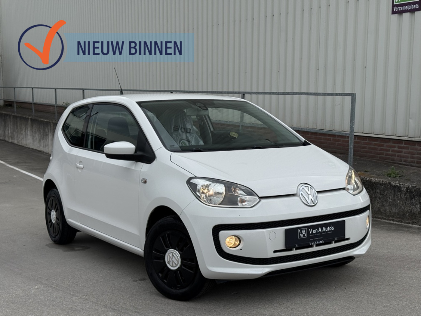 Volkswagen Up 1.0 high up! 2012 - voorkant