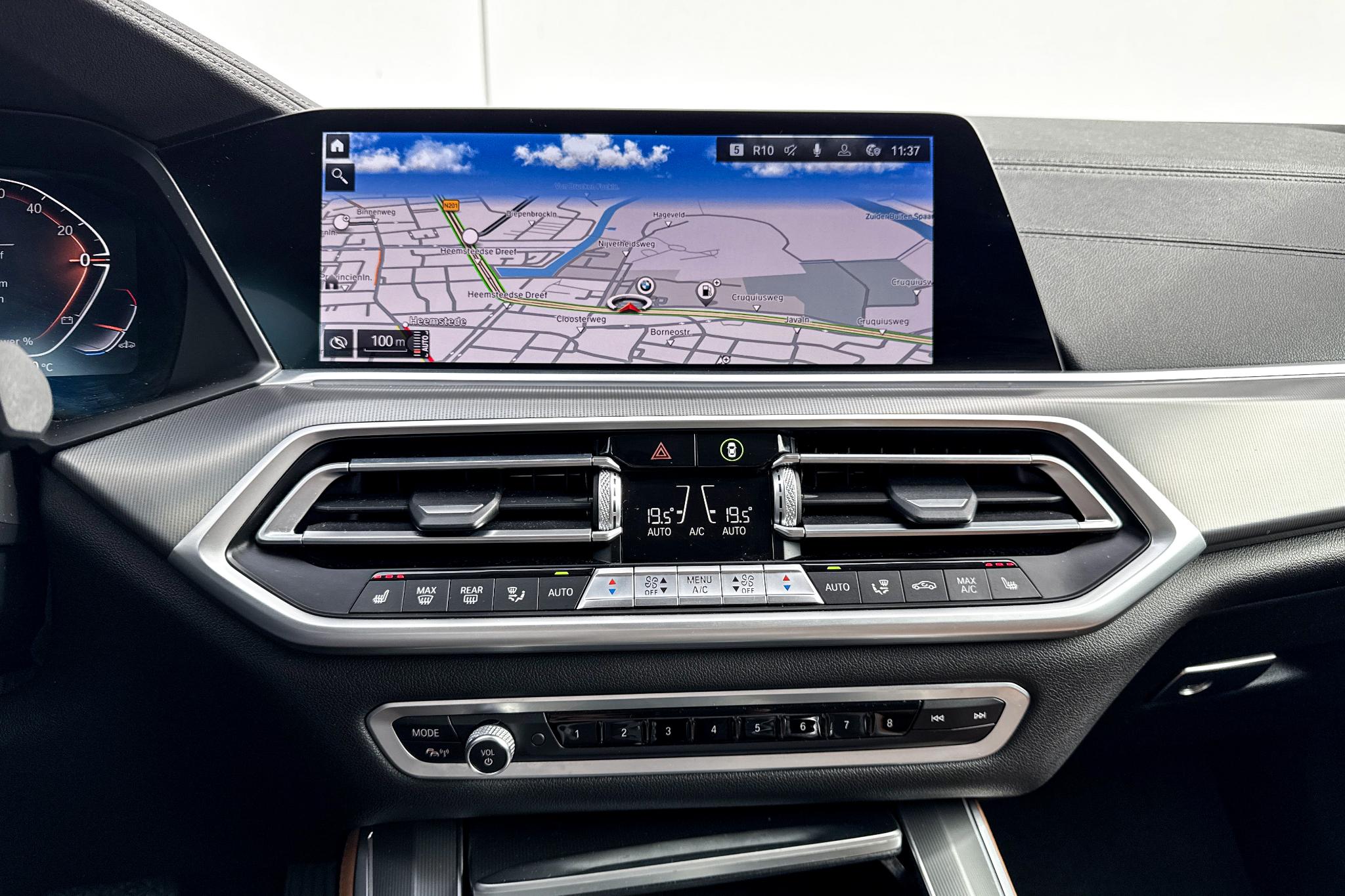 Foto van BMW X5 Xdrive40i