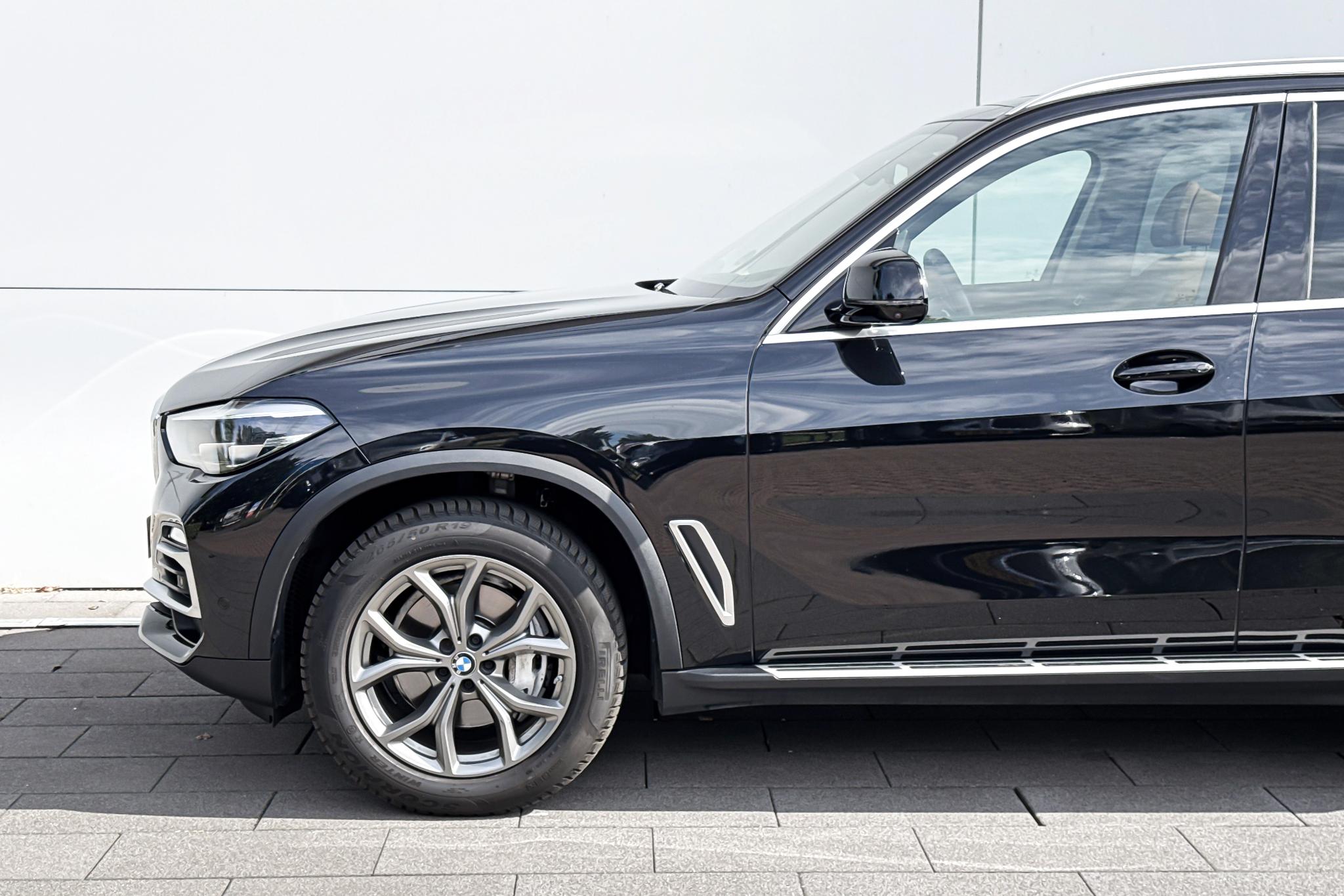 Foto van BMW X5 Xdrive40i