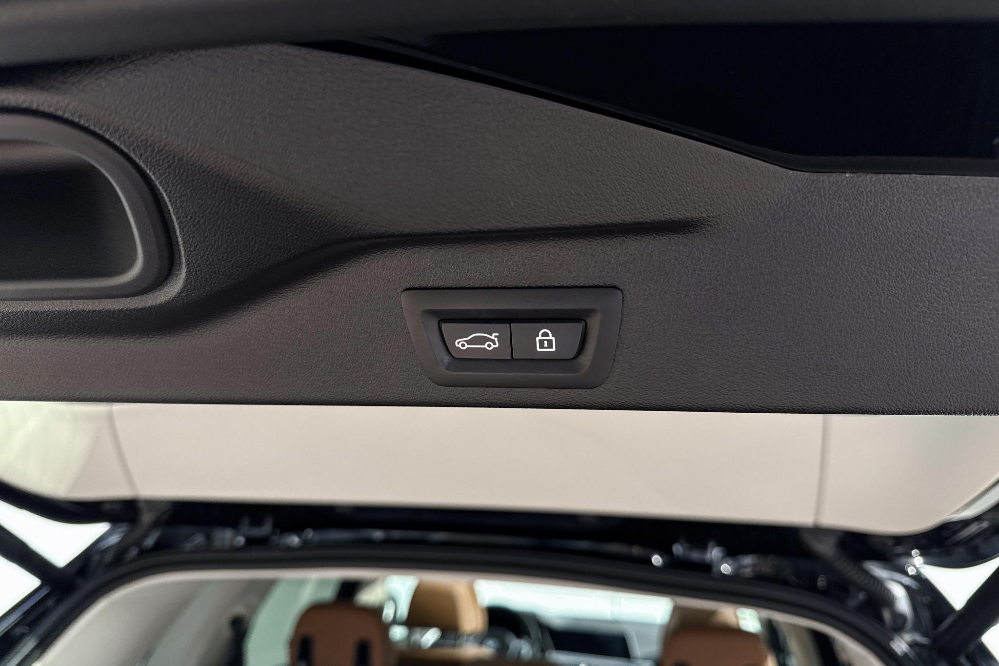 Foto van BMW X5 Xdrive40i