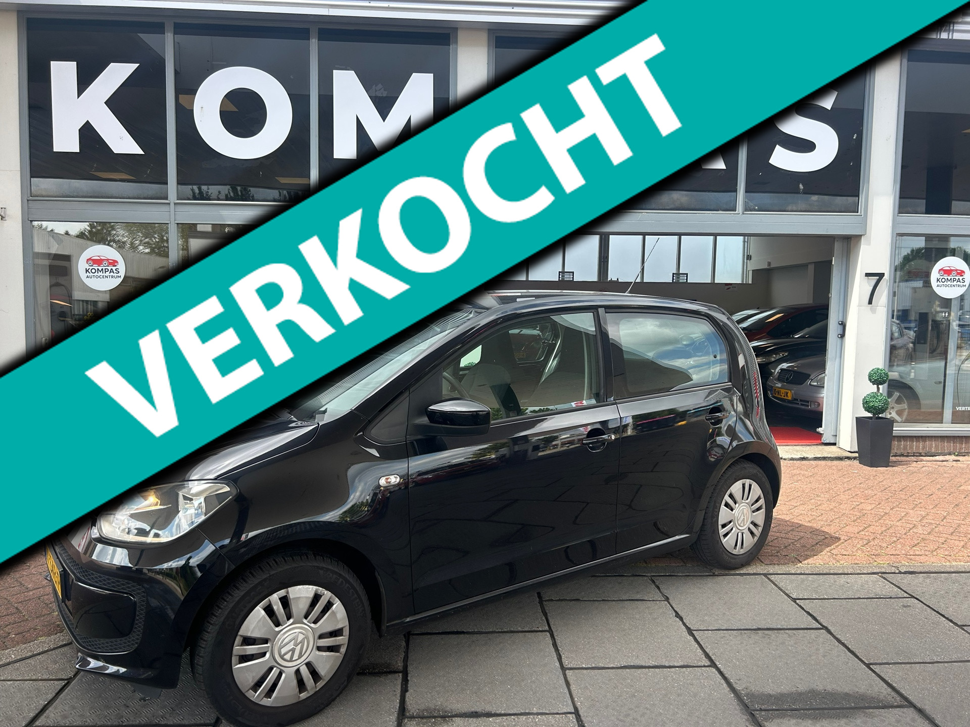 Volkswagen Up 1.0 |Nw.DistributieRiem|5DRS|AIRCO|P.Sensor|Cruise|Aux|APK 2012 - voorkant