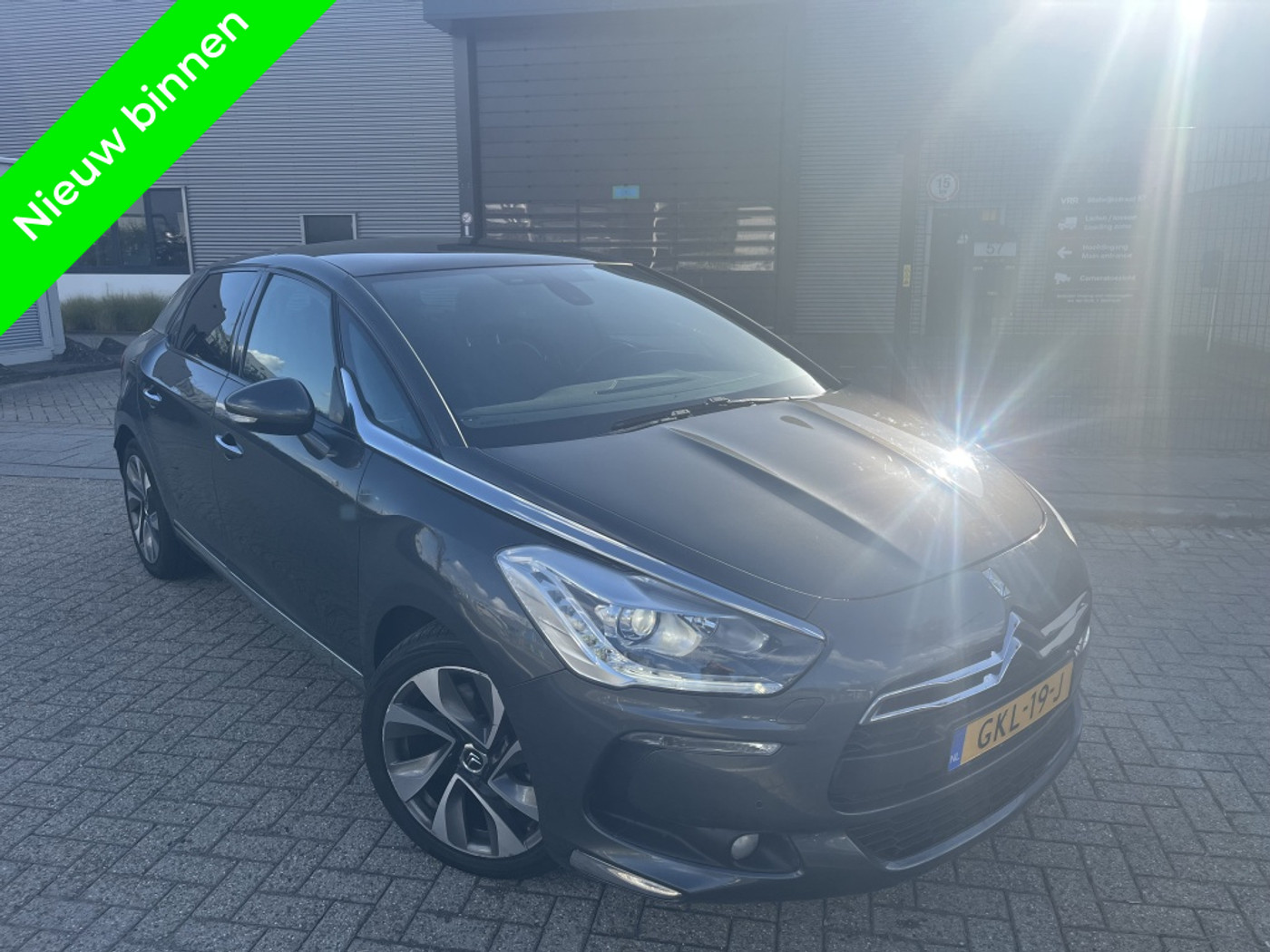 Citroen Ds5 2.0 BlueHDi Automaat Keyless Camera Panorama 2015 - voorkant