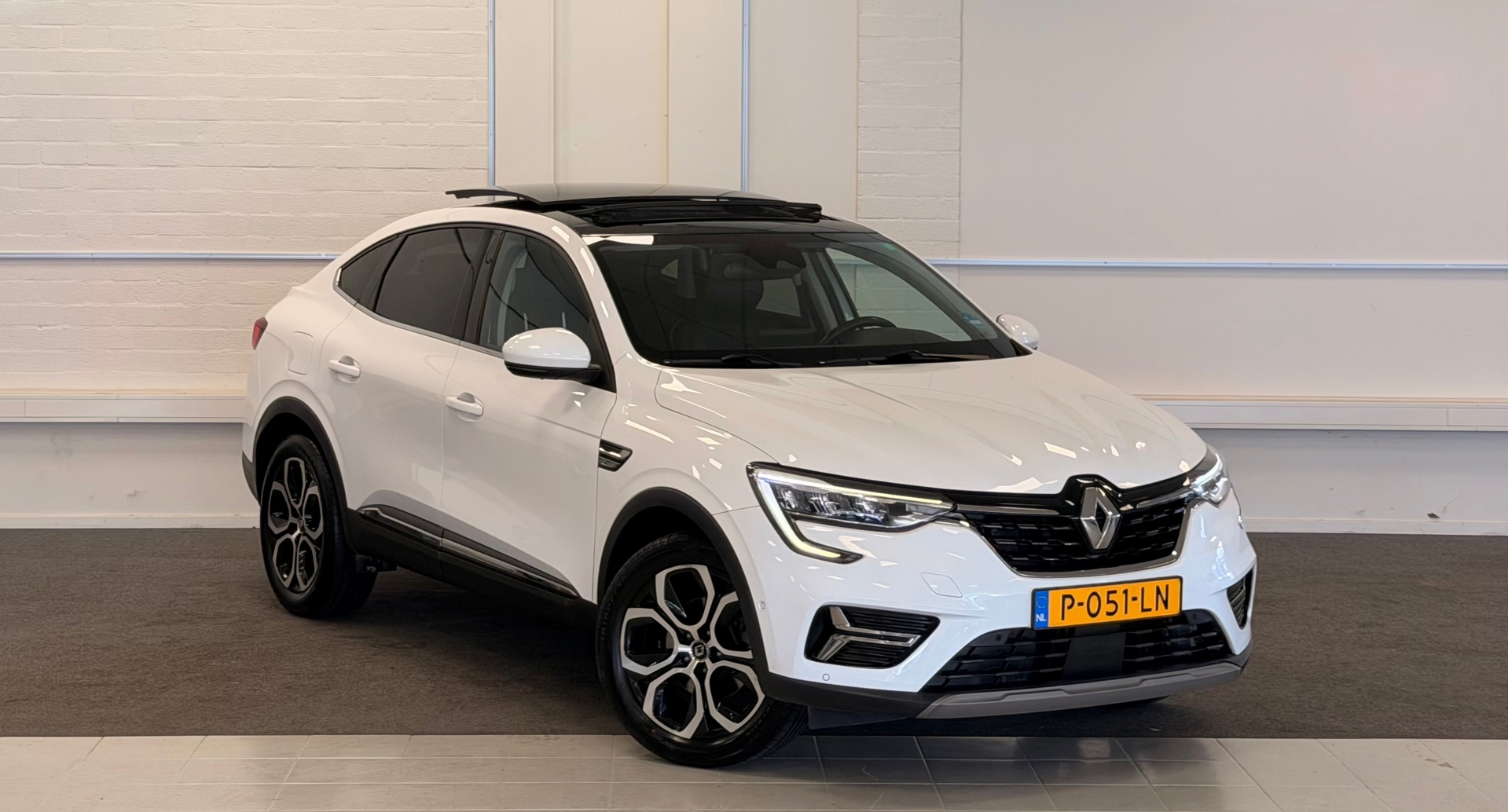 Foto van Renault Arkana E-tech