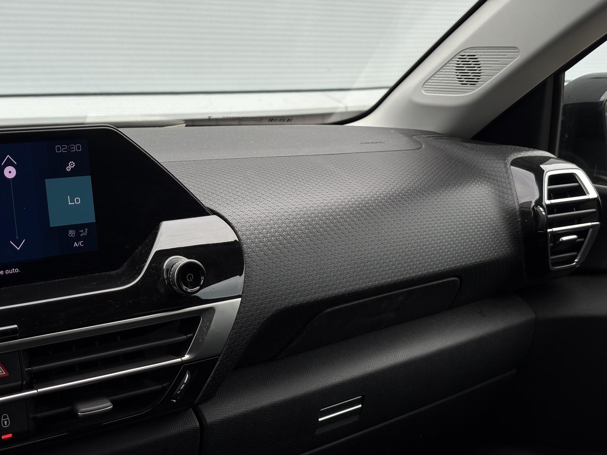 Foto van Citroen E-c4