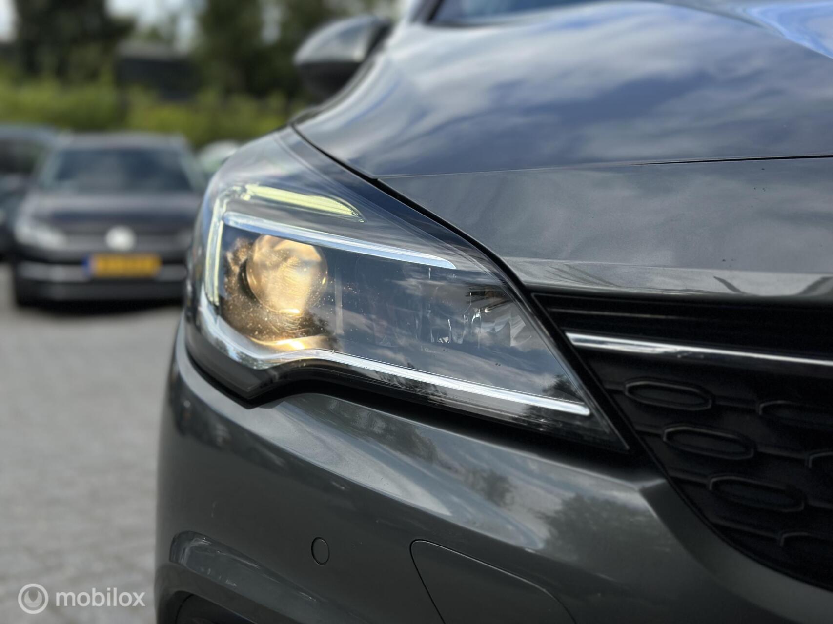 Foto van Opel Astra Sports Tourer