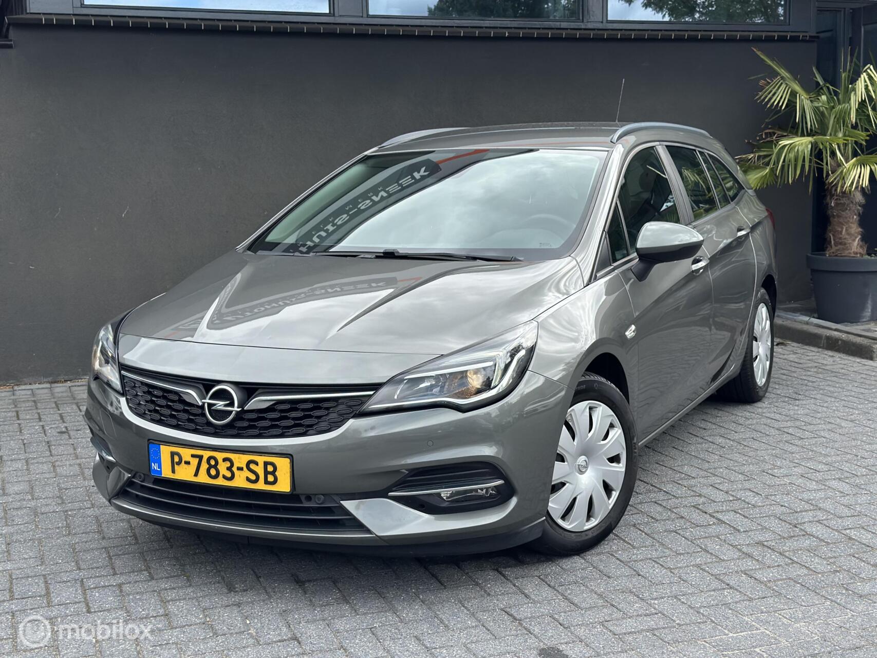 Foto van Opel Astra Sports Tourer