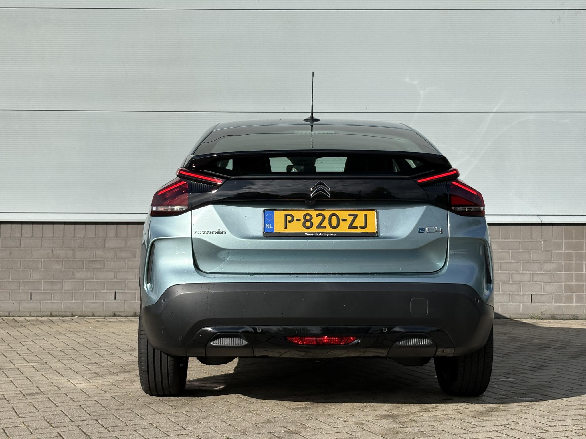 Foto van Citroen E-c4