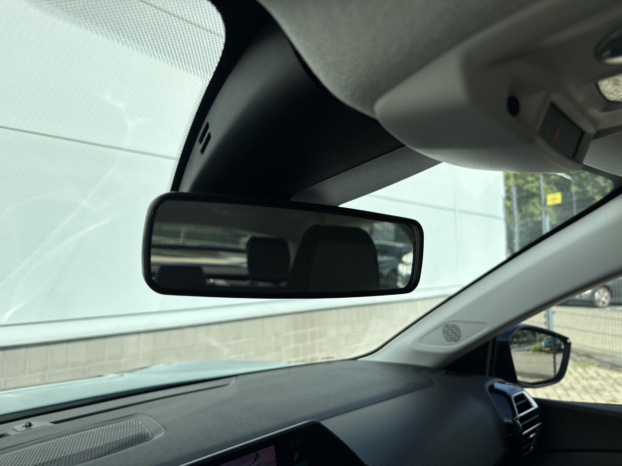 Foto van Citroen E-c4