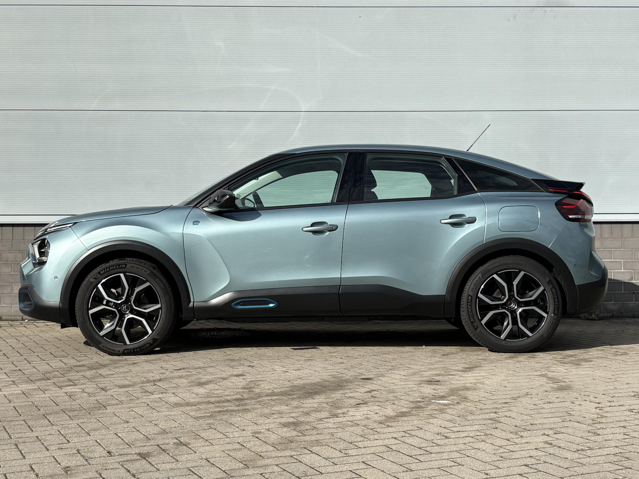 Foto van Citroen E-c4