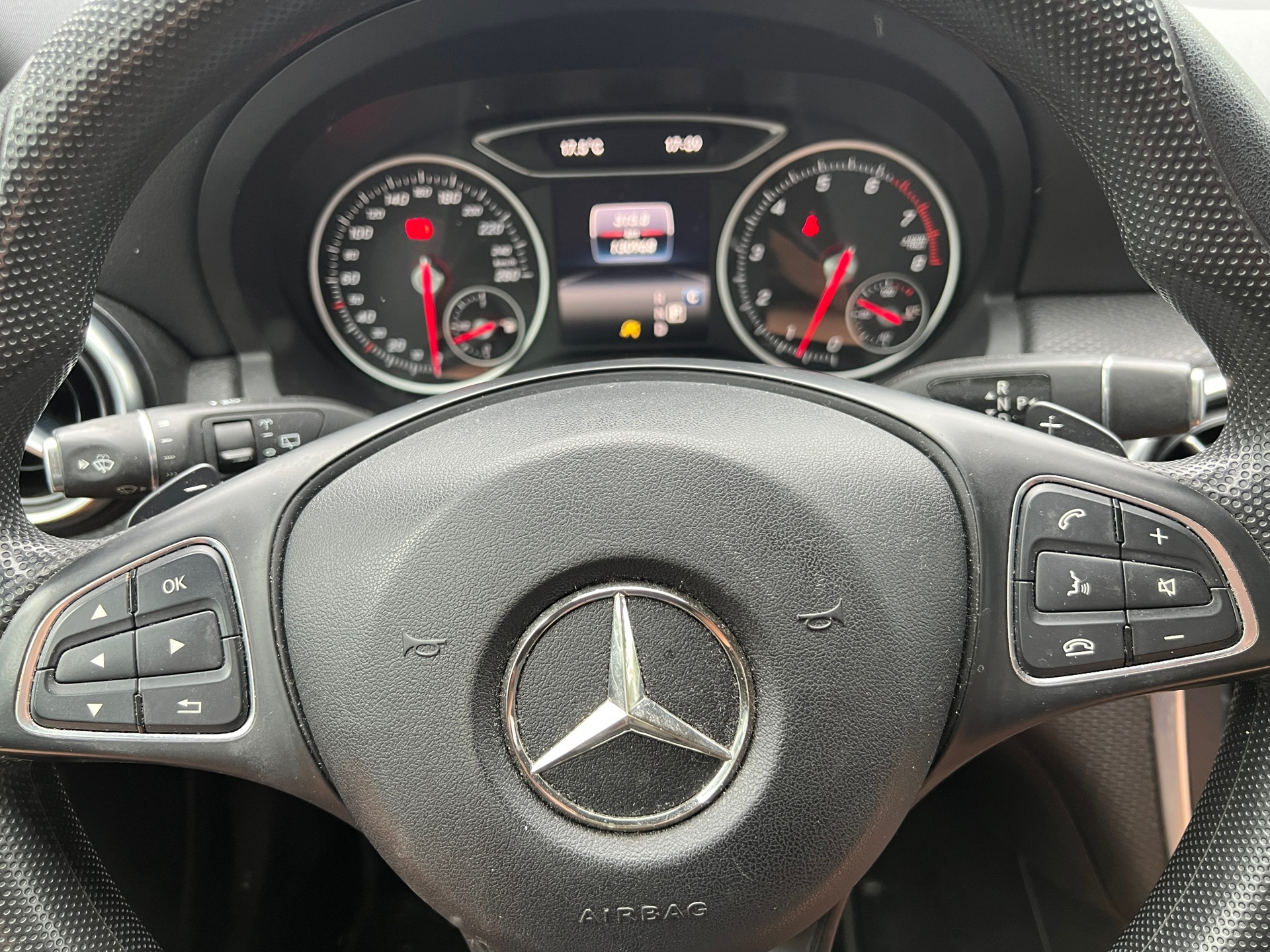 Foto van Mercedes-Benz A 180