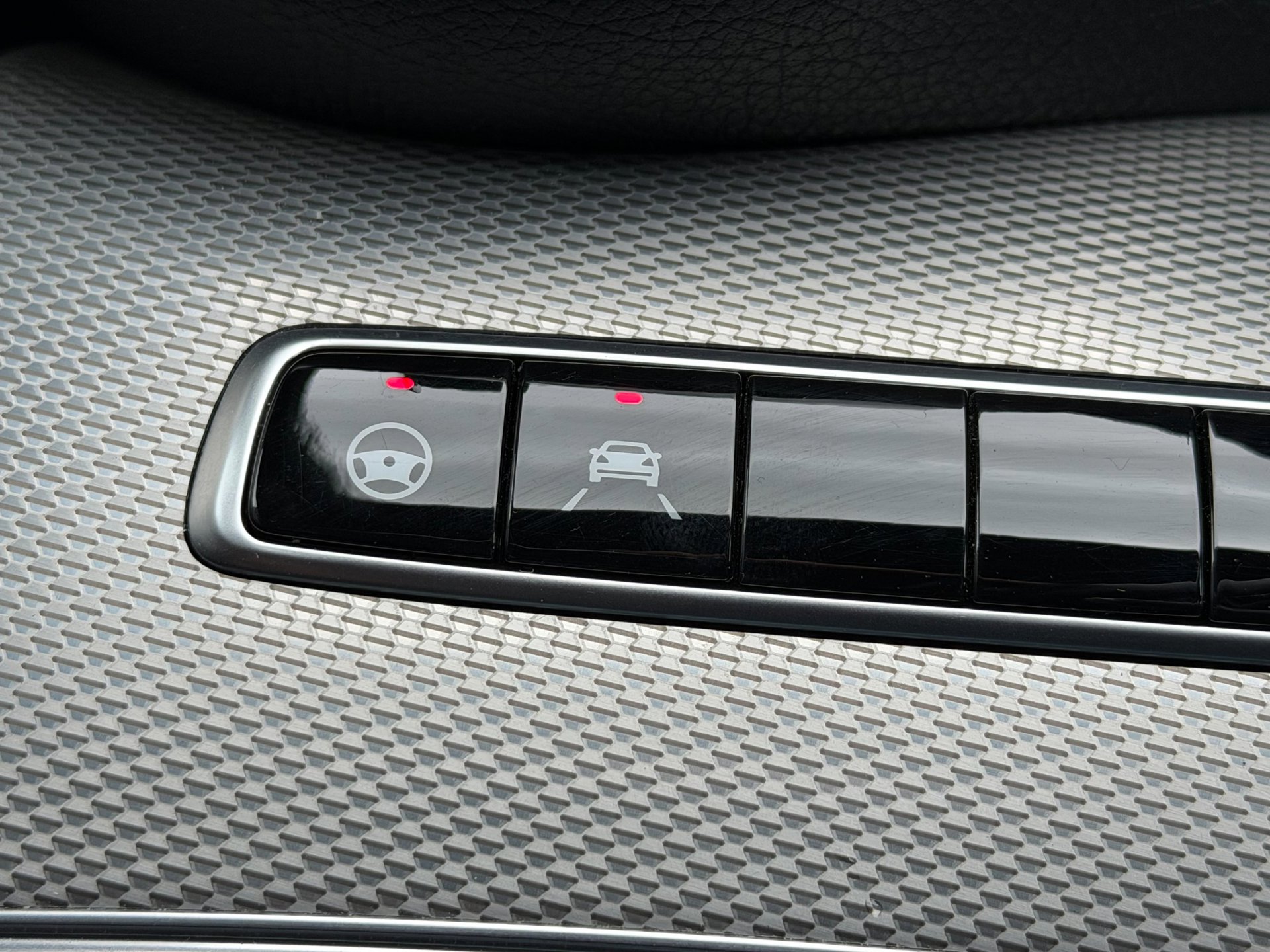 Foto van Mercedes-Benz E 220 D