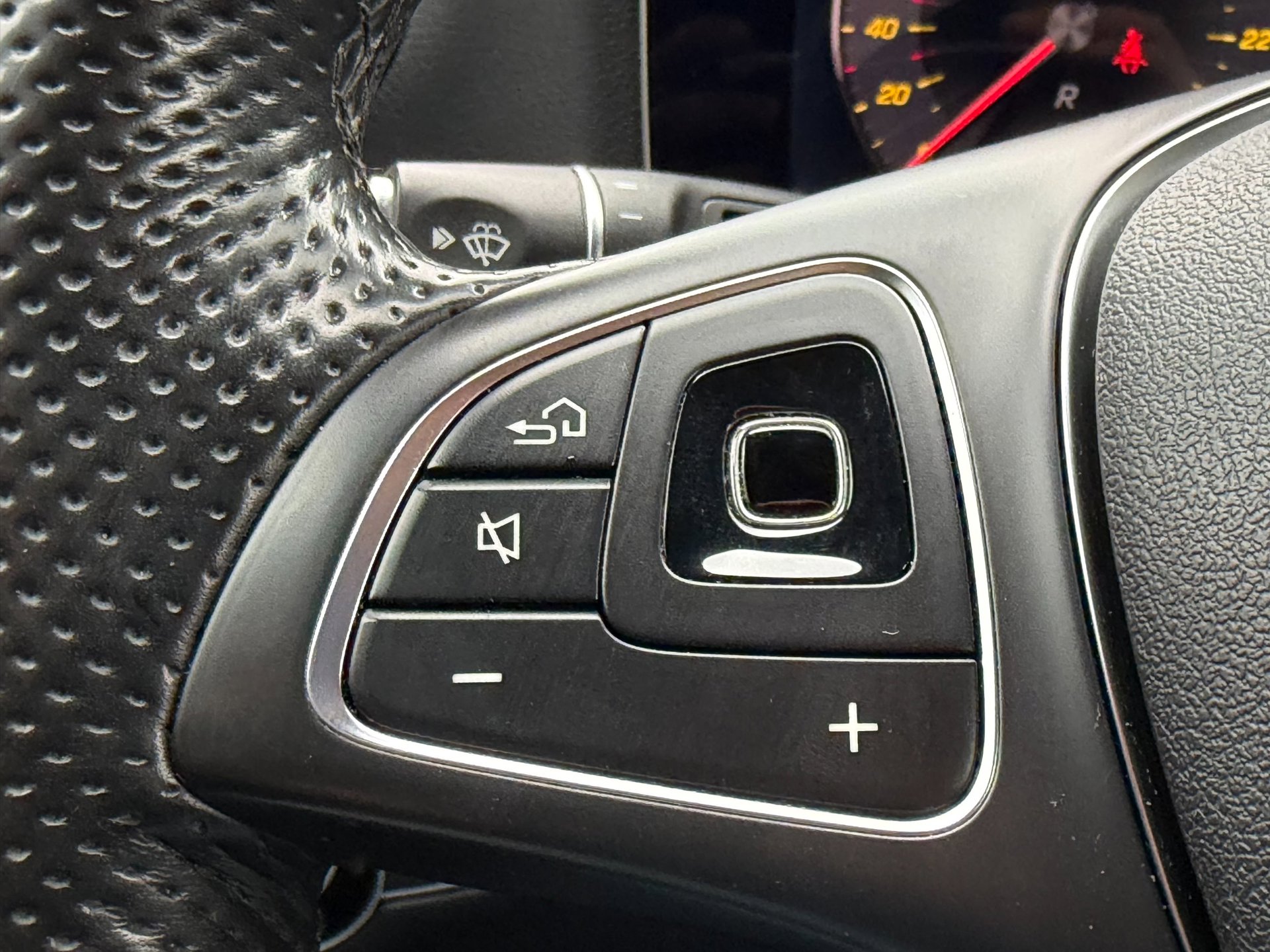 Foto van Mercedes-Benz E 220 D