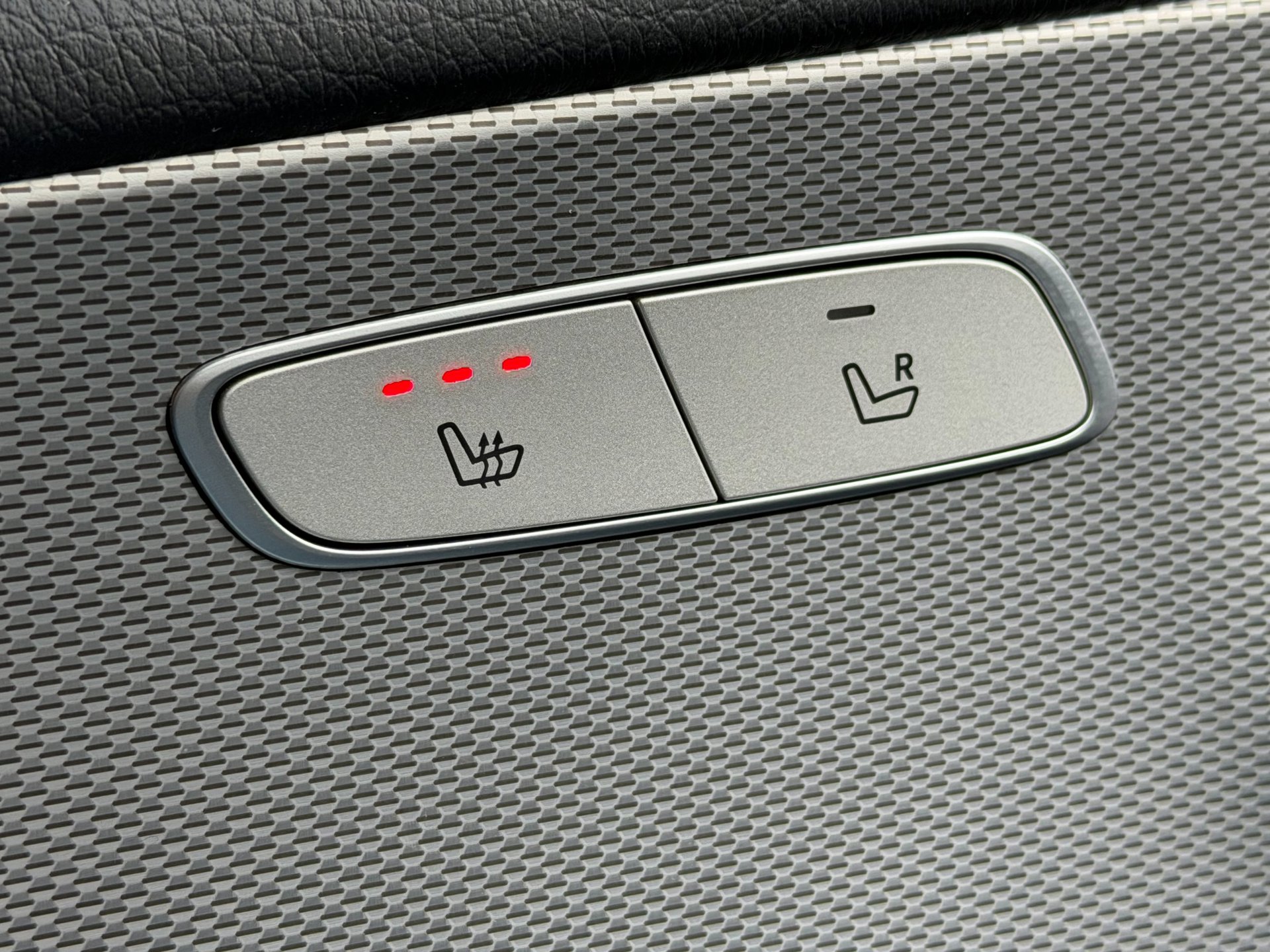 Foto van Mercedes-Benz E 220 D