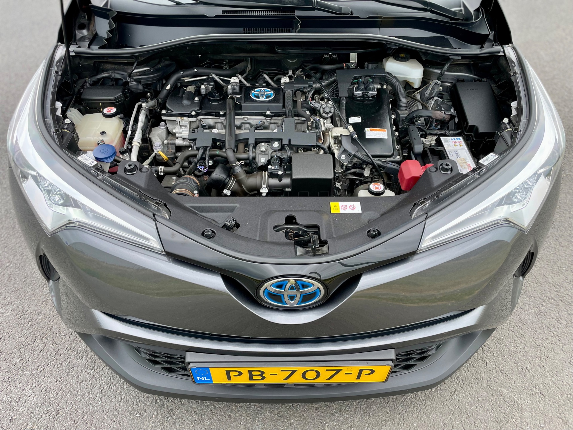 Foto van Toyota Toyota C-hr
