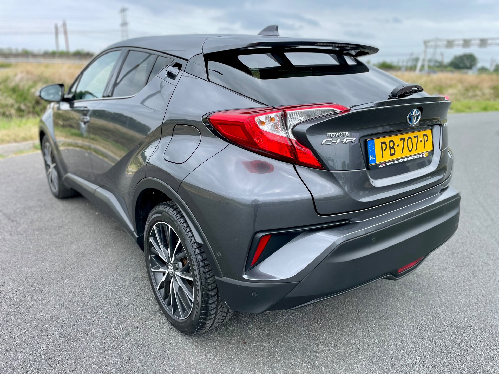 Foto van Toyota Toyota C-hr