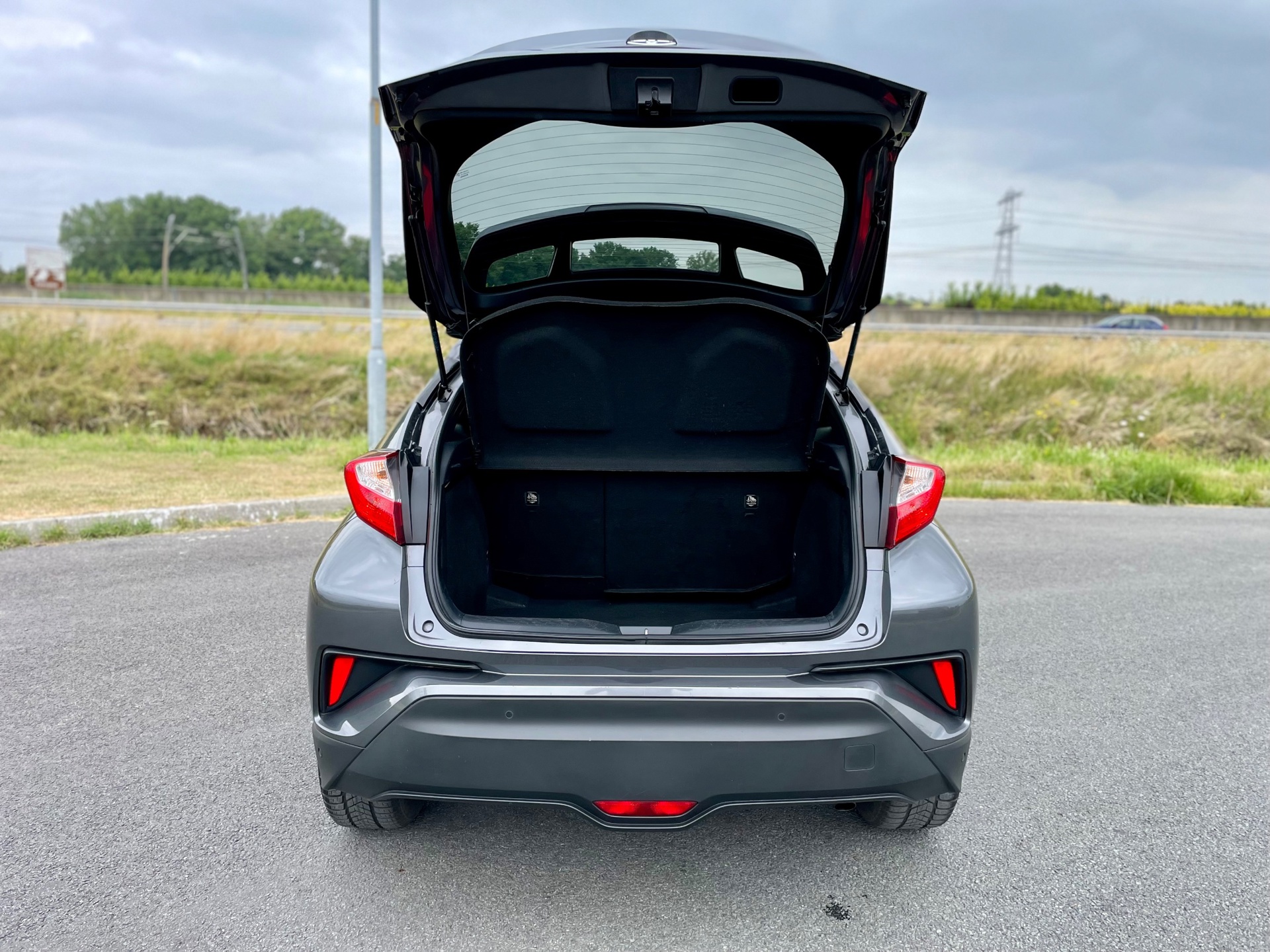 Foto van Toyota Toyota C-hr