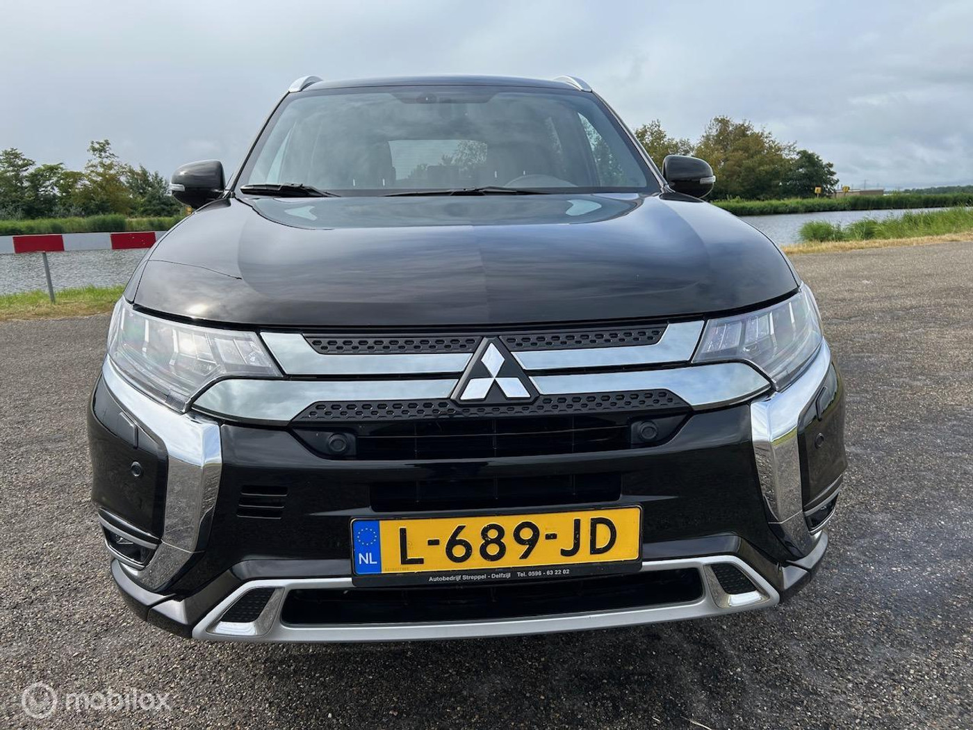 Foto van Mitsubishi Mitsubishi Outlander