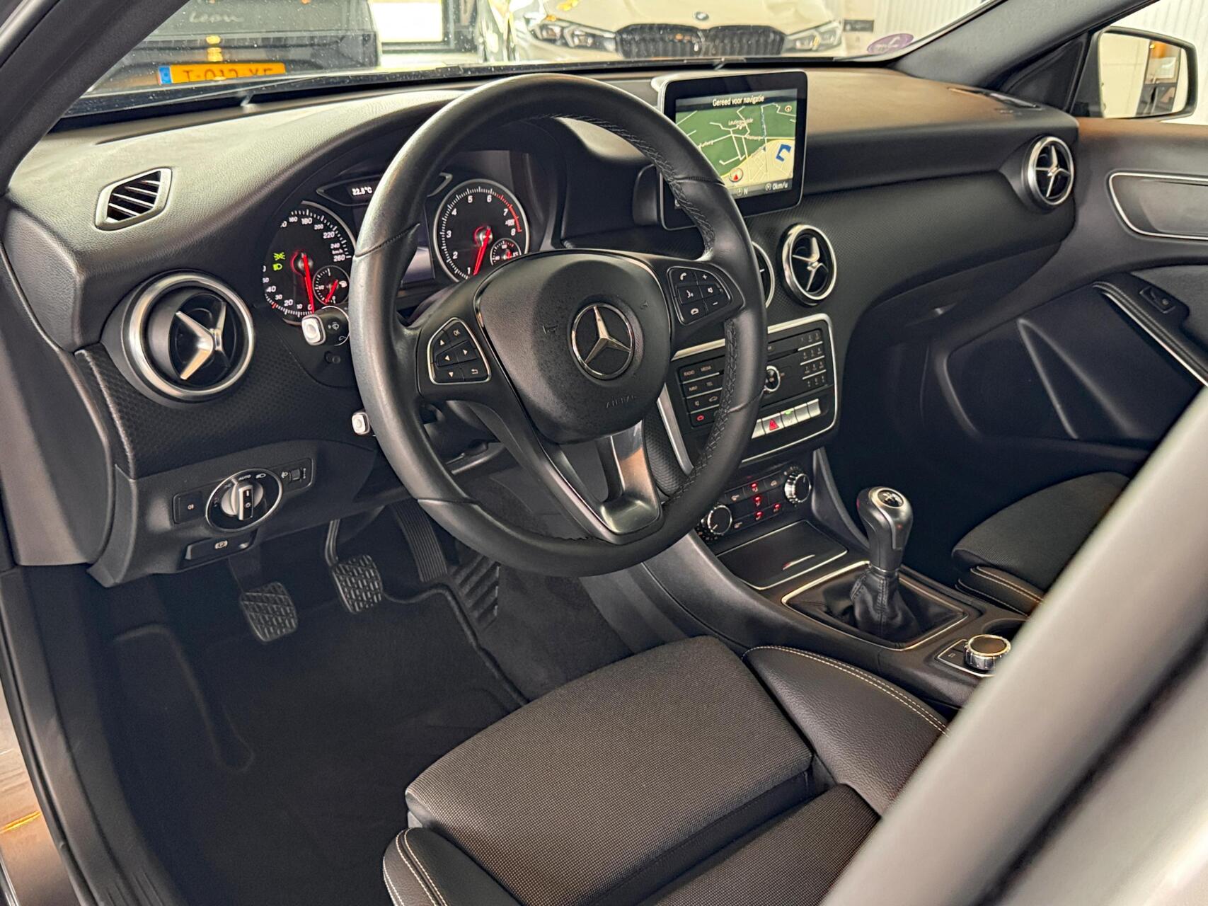 Foto van Mercedes-Benz A 180