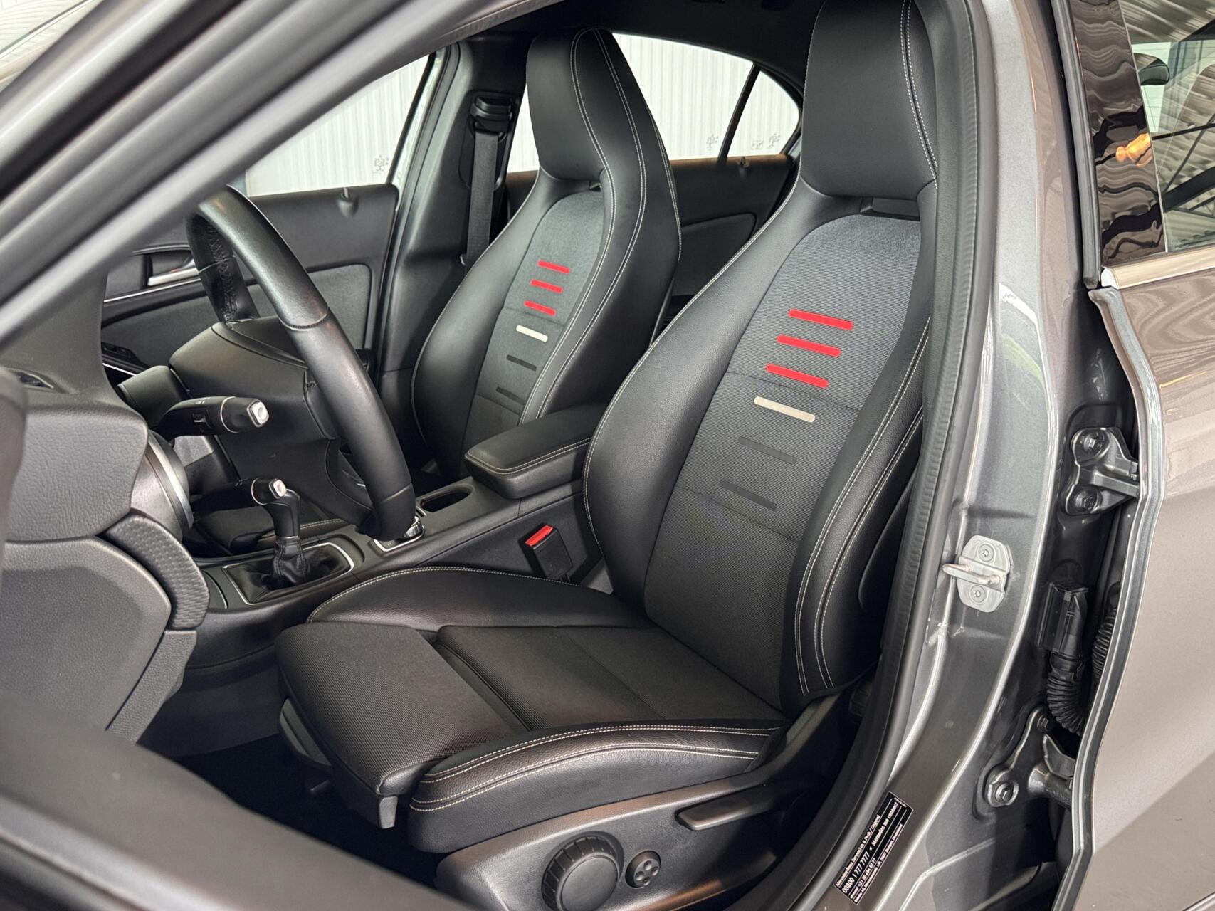 Foto van Mercedes-Benz A 180