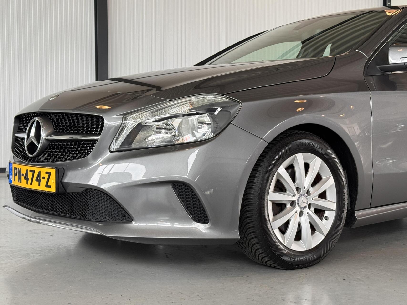Foto van Mercedes-Benz A 180