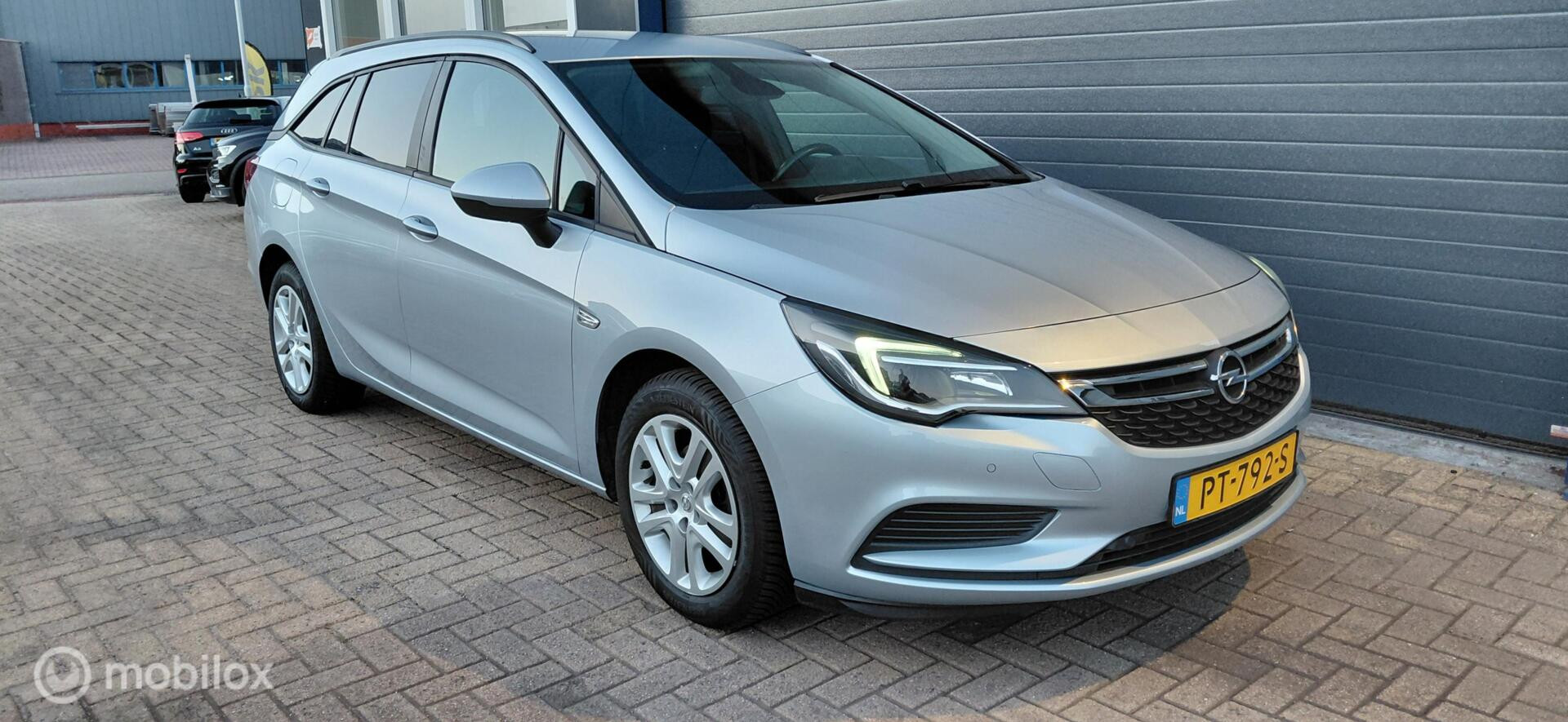 Foto van Opel Astra Sports Tourer