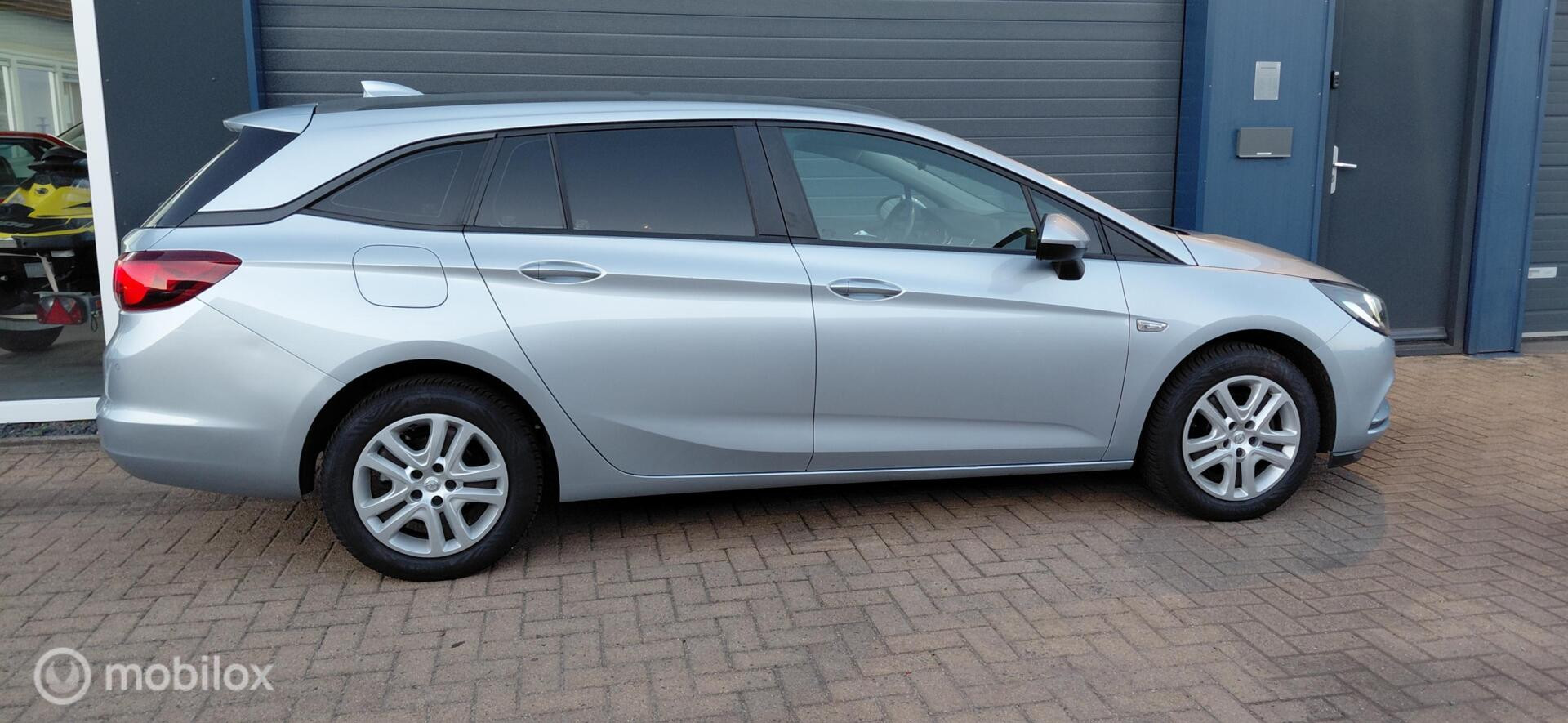 Foto van Opel Astra Sports Tourer