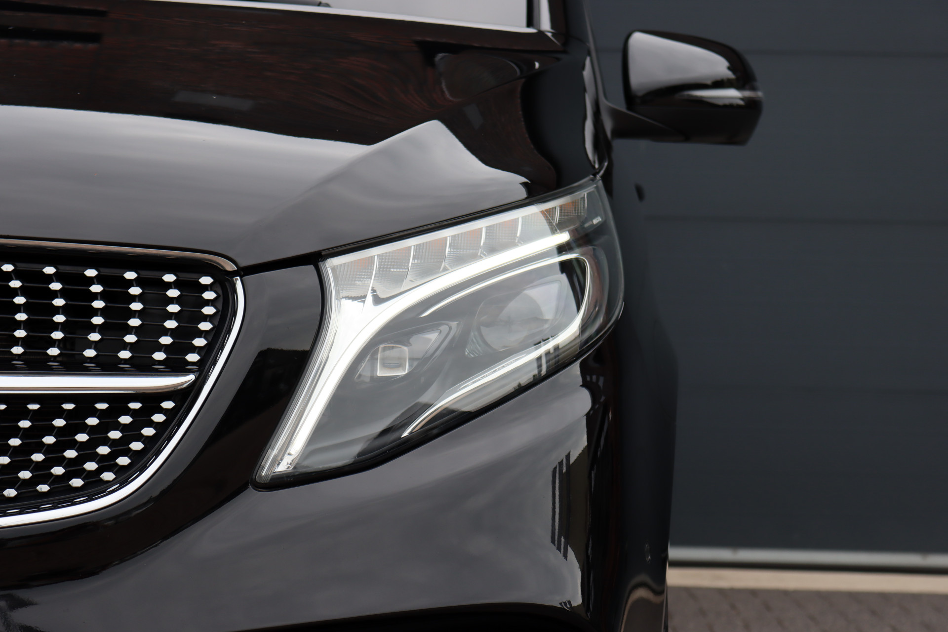 Foto van Mercedes-Benz V-klasse