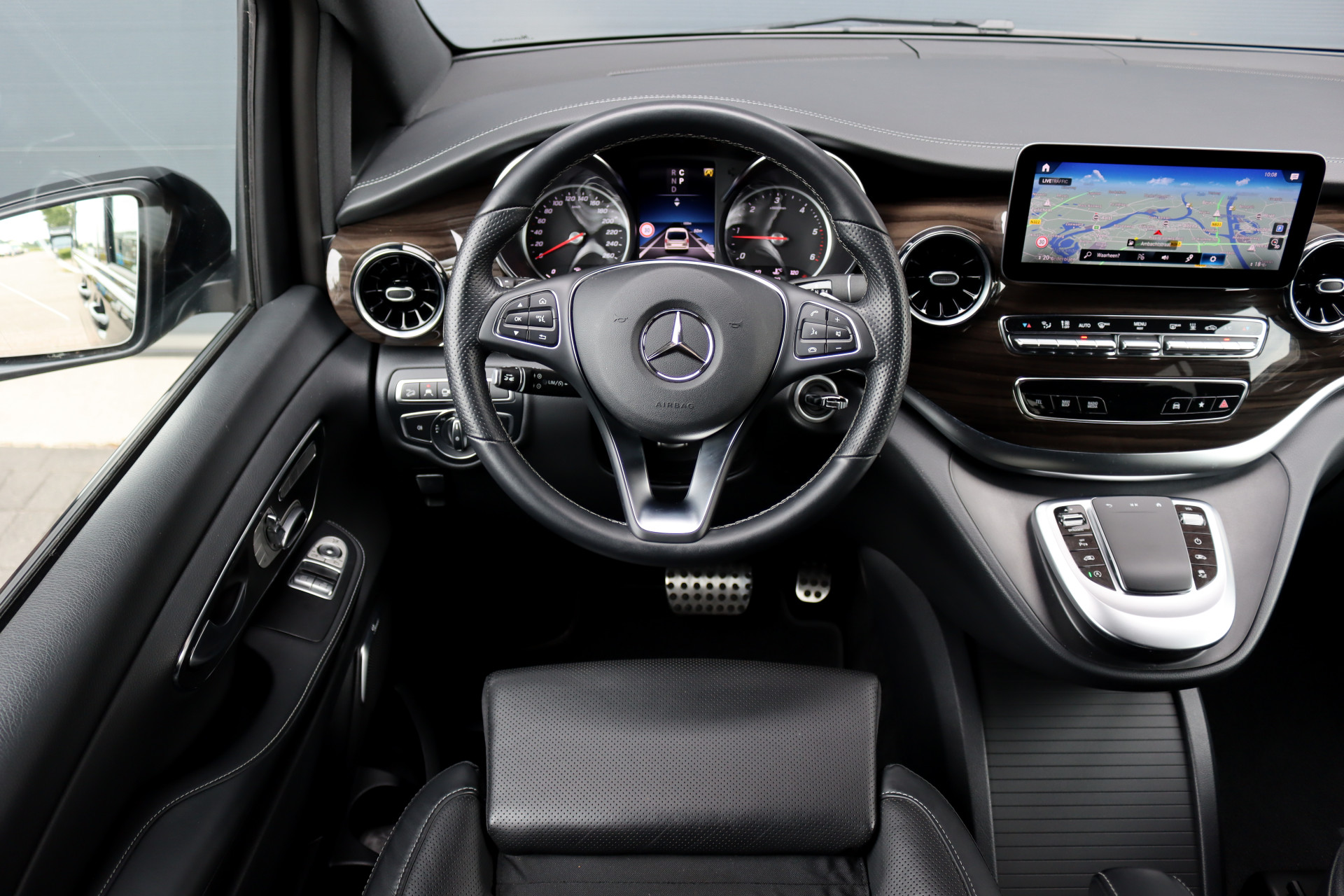 Foto van Mercedes-Benz V-klasse