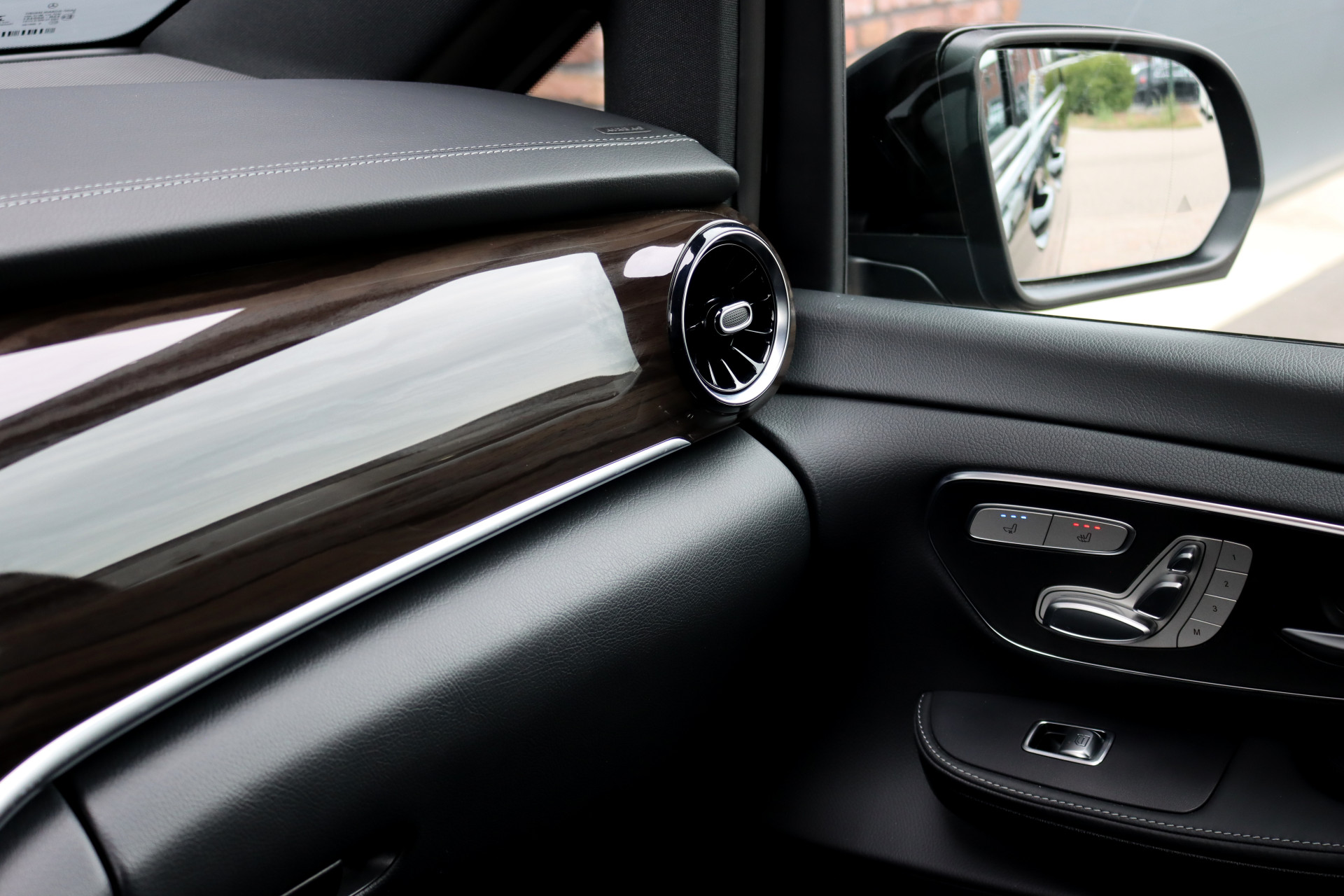 Foto van Mercedes-Benz V-klasse