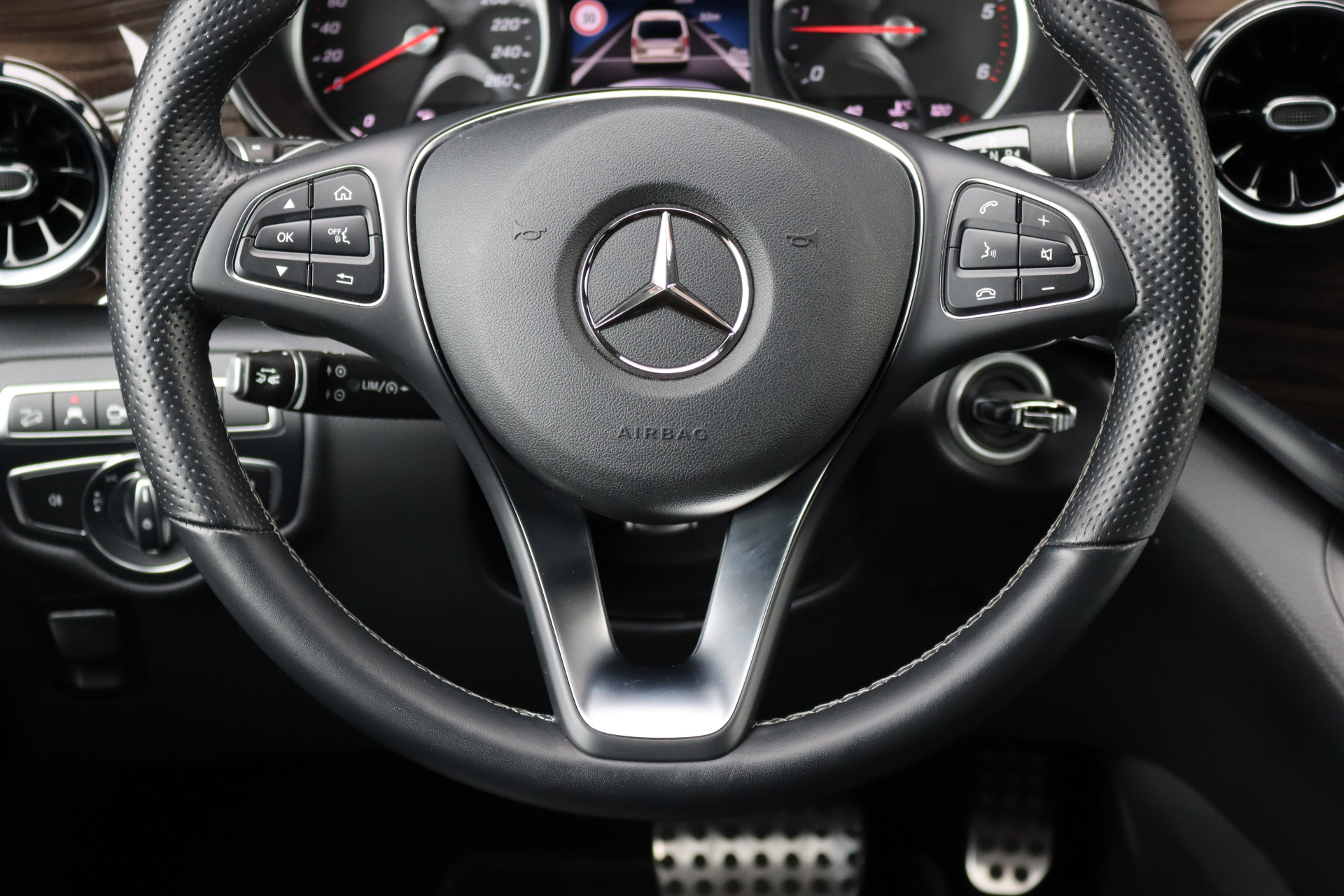 Foto van Mercedes-Benz V-klasse