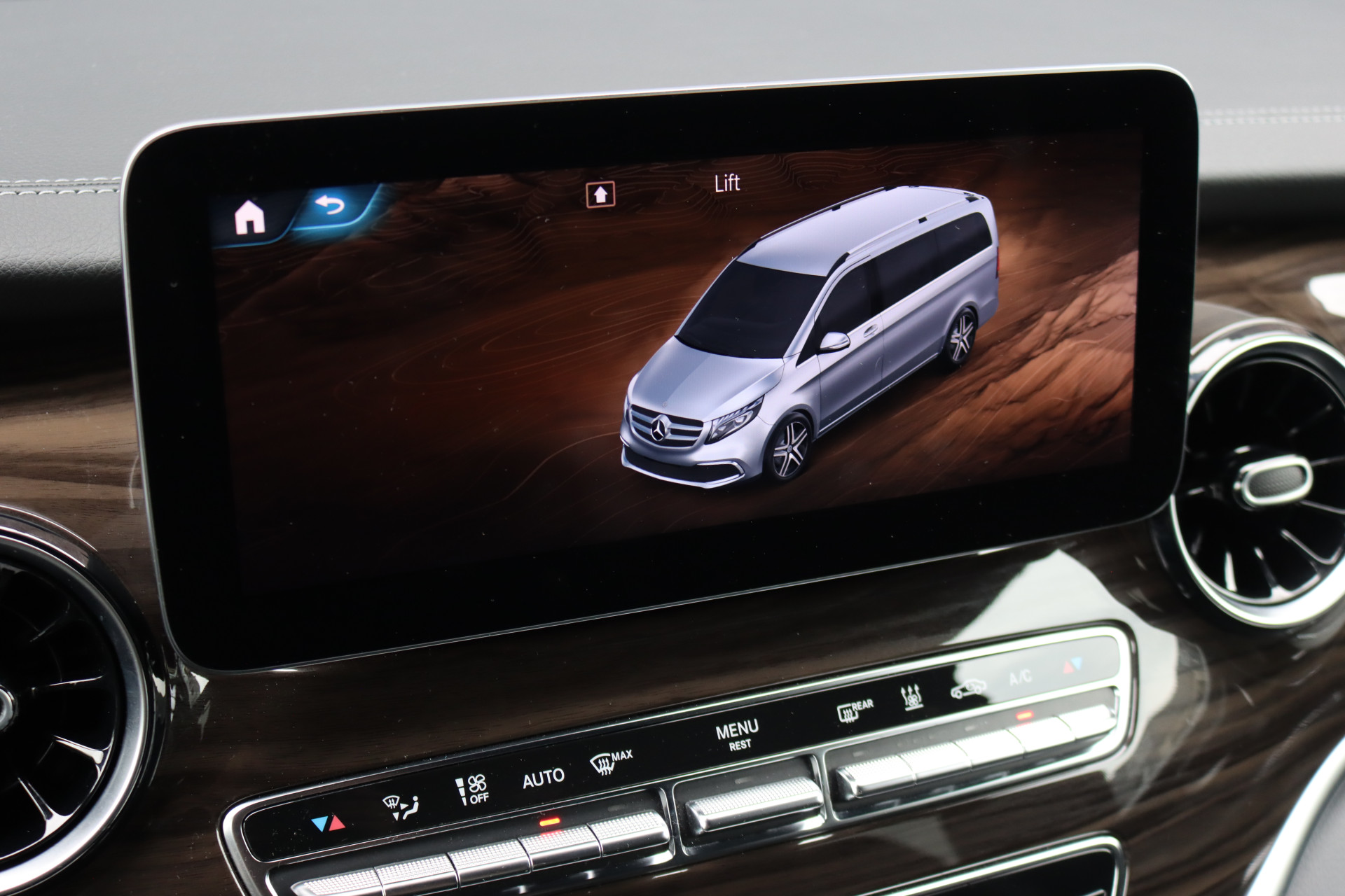 Foto van Mercedes-Benz V-klasse