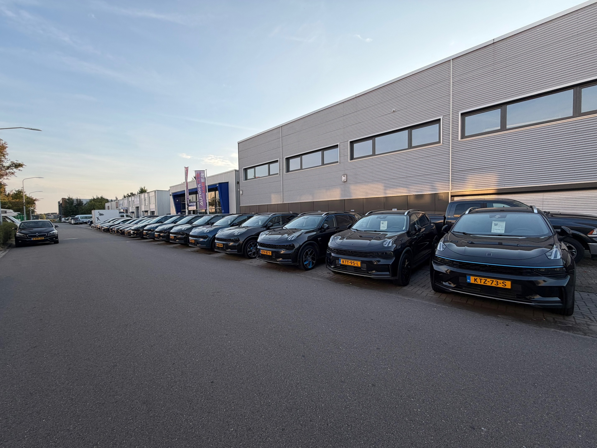 Foto van Lynk&co LYNK & Co 01