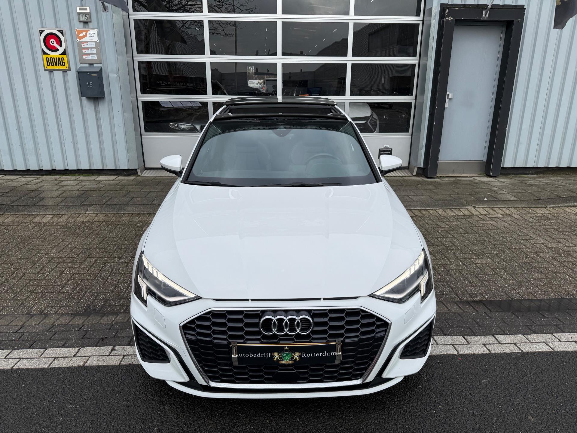 Foto van Audi A3 Limousine