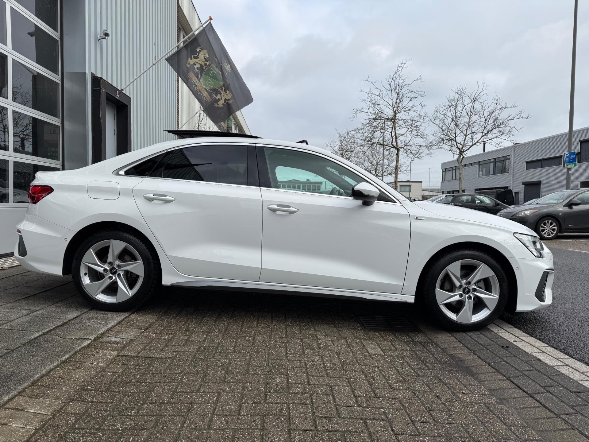 Foto van Audi A3 Limousine
