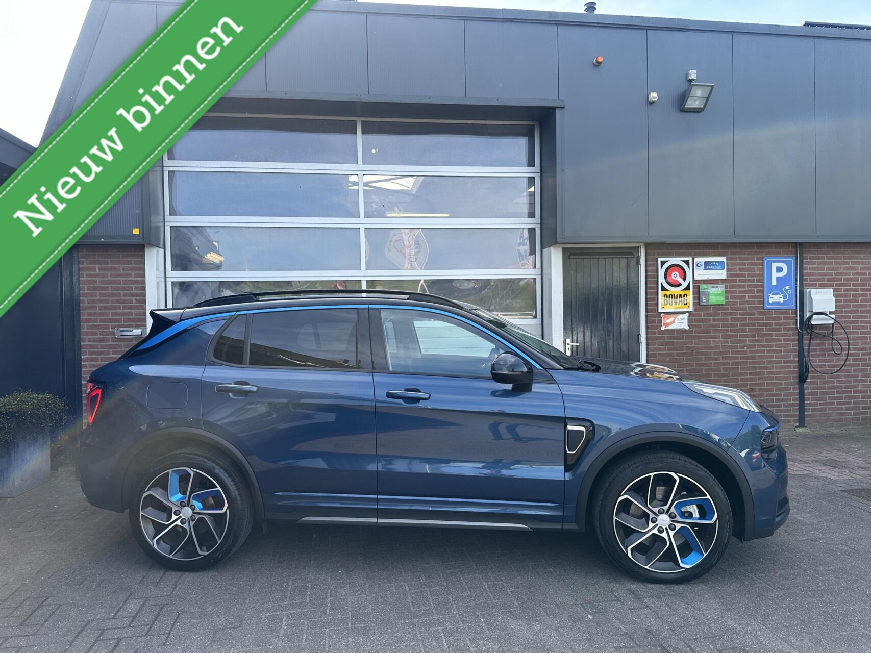 Foto van Lynk&co LYNK & Co 01